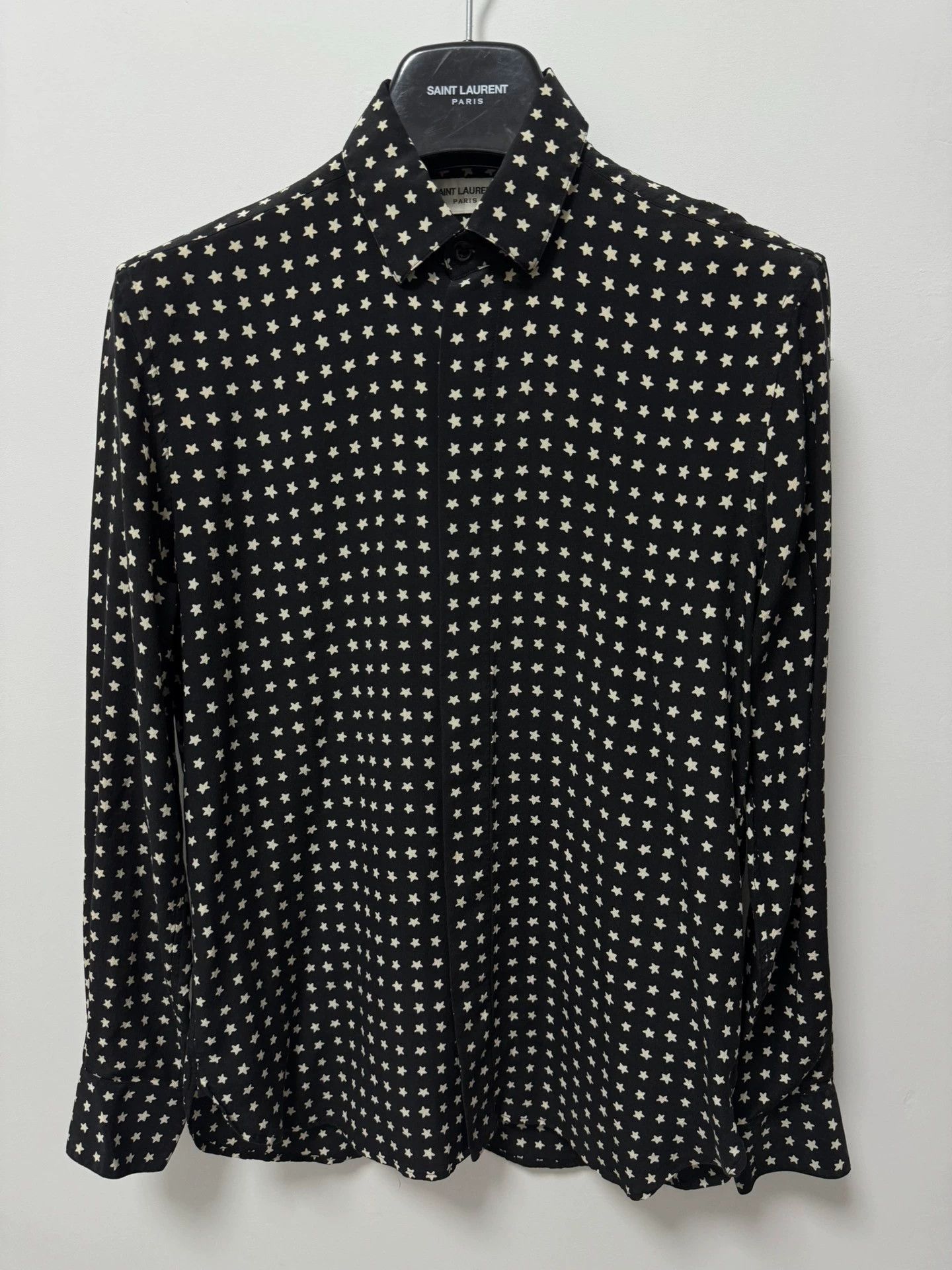 Saint Laurent Paris Saint Laurent SLPall-over print mulberry silk star shirt Size US S / EU 44-46 / 1 - 1 Thumbnail