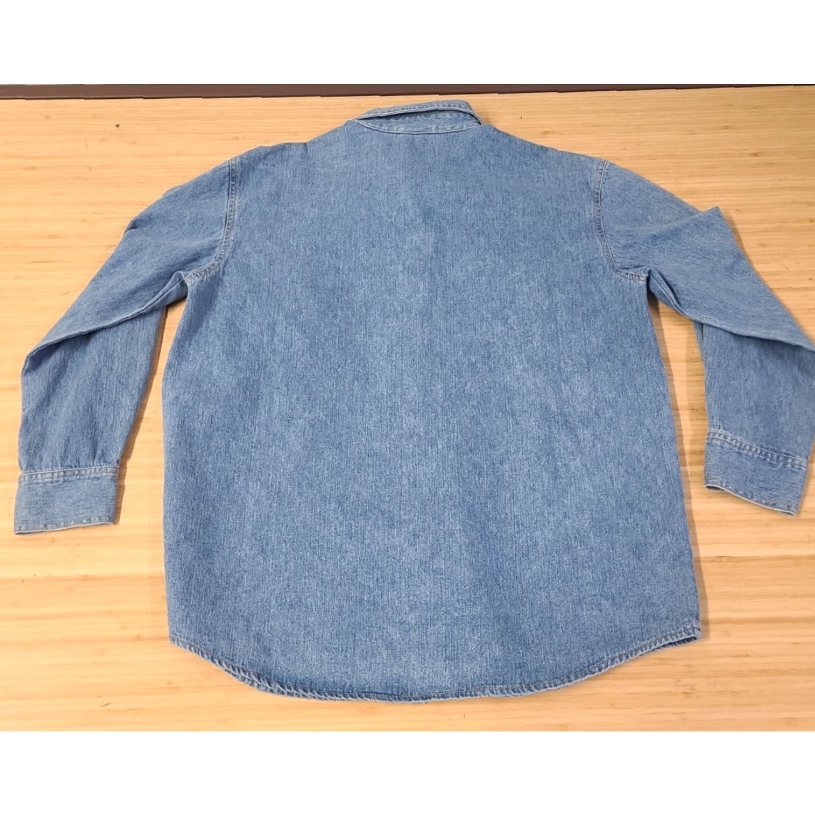Disney VINTAGE Disney Denim Shirt Womens Medium Blue Cotton Denim Embroidered Pooh Piglet Tigger 90s Casual Button-Up Size M / US 6-8 / IT 42-44 - 5 Thumbnail