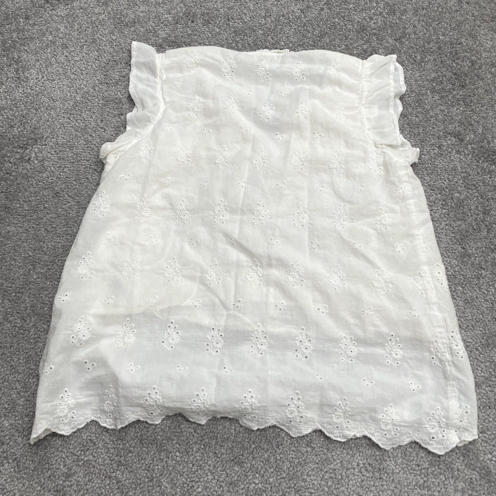 Vintage Paper Crane Eyelet Blouse Womens Small White Neck Tie Sleeveless Casual Tunic Size S / US 4 / IT 40 - 2 Thumbnail