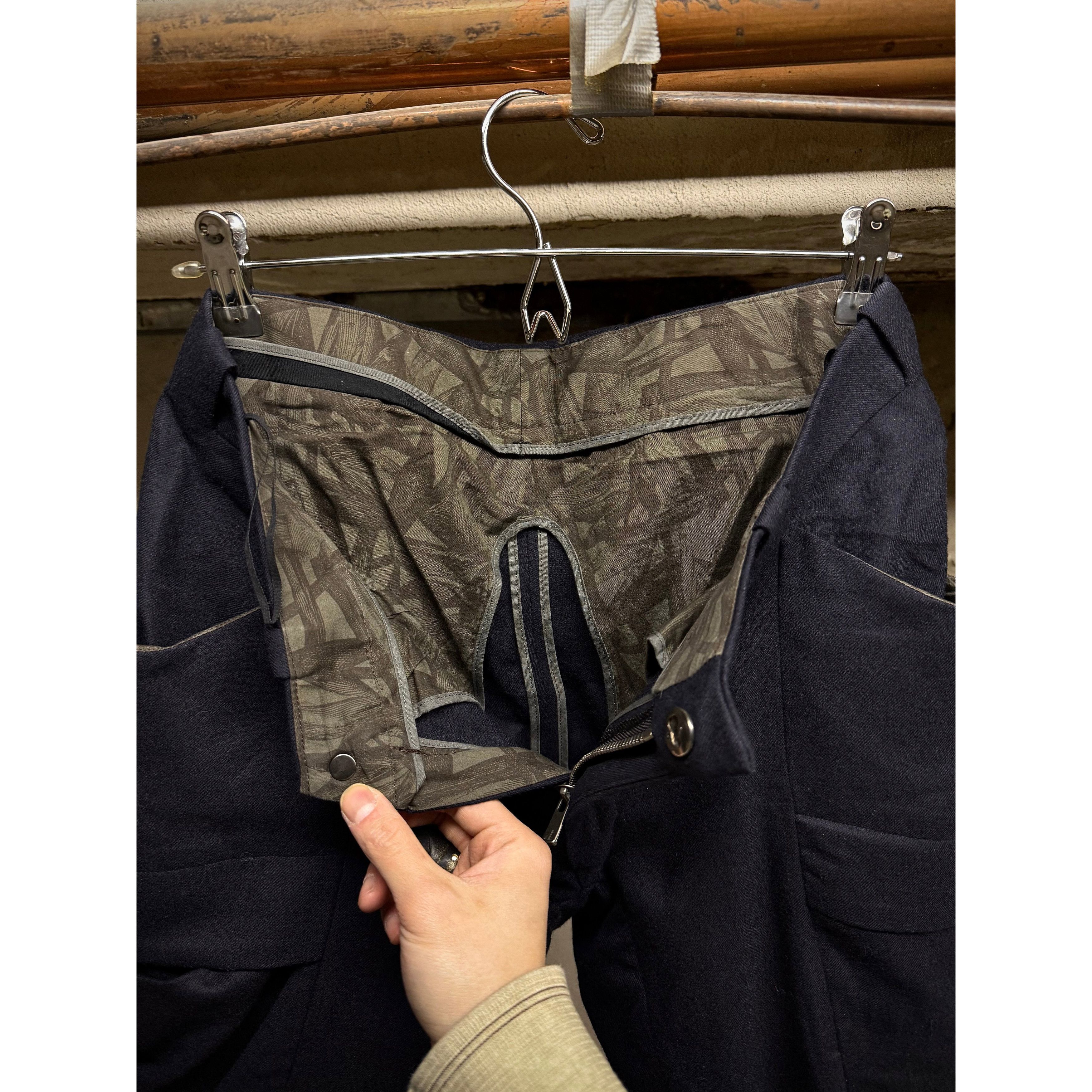Devoa DEOVA 2010s Dark Navy Wool J-cut Cargos Pants Size US 29 - 6 Thumbnail