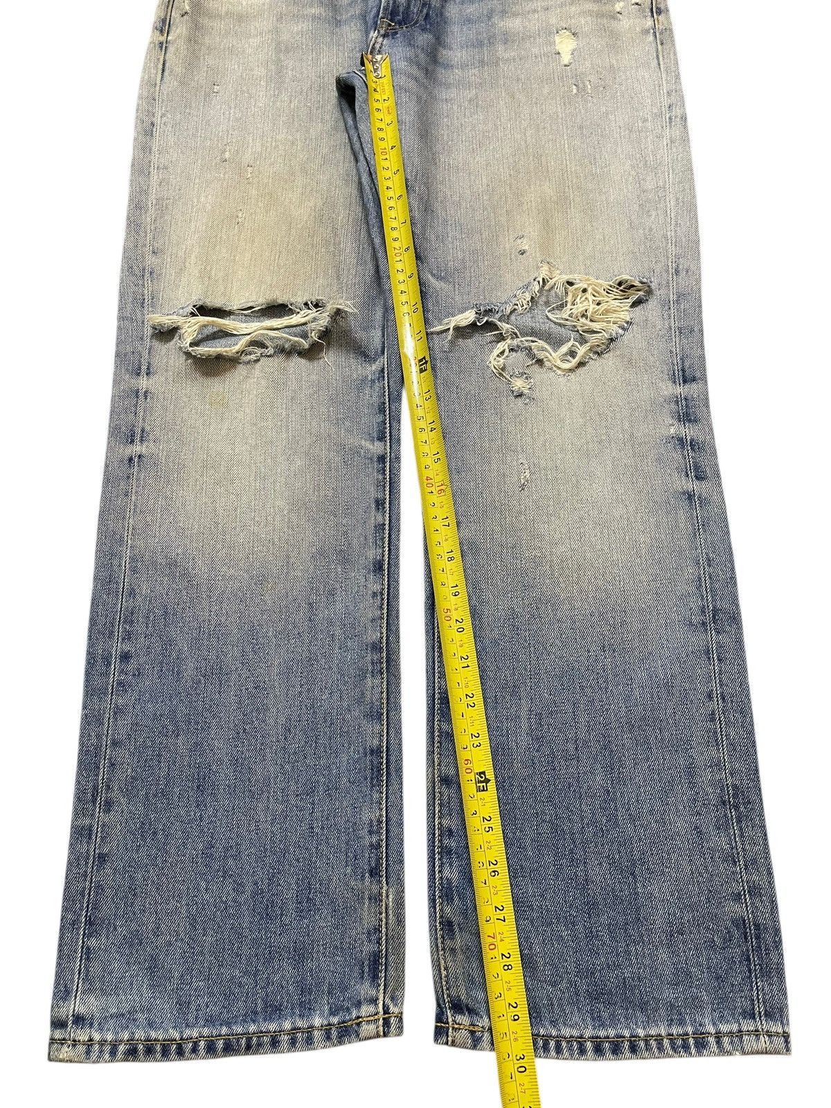 Japanese Brand Vintage Japanese Uniqlo Mud Faded Wash Distressed Jeans Size US 34 / EU 50 - 13 Thumbnail