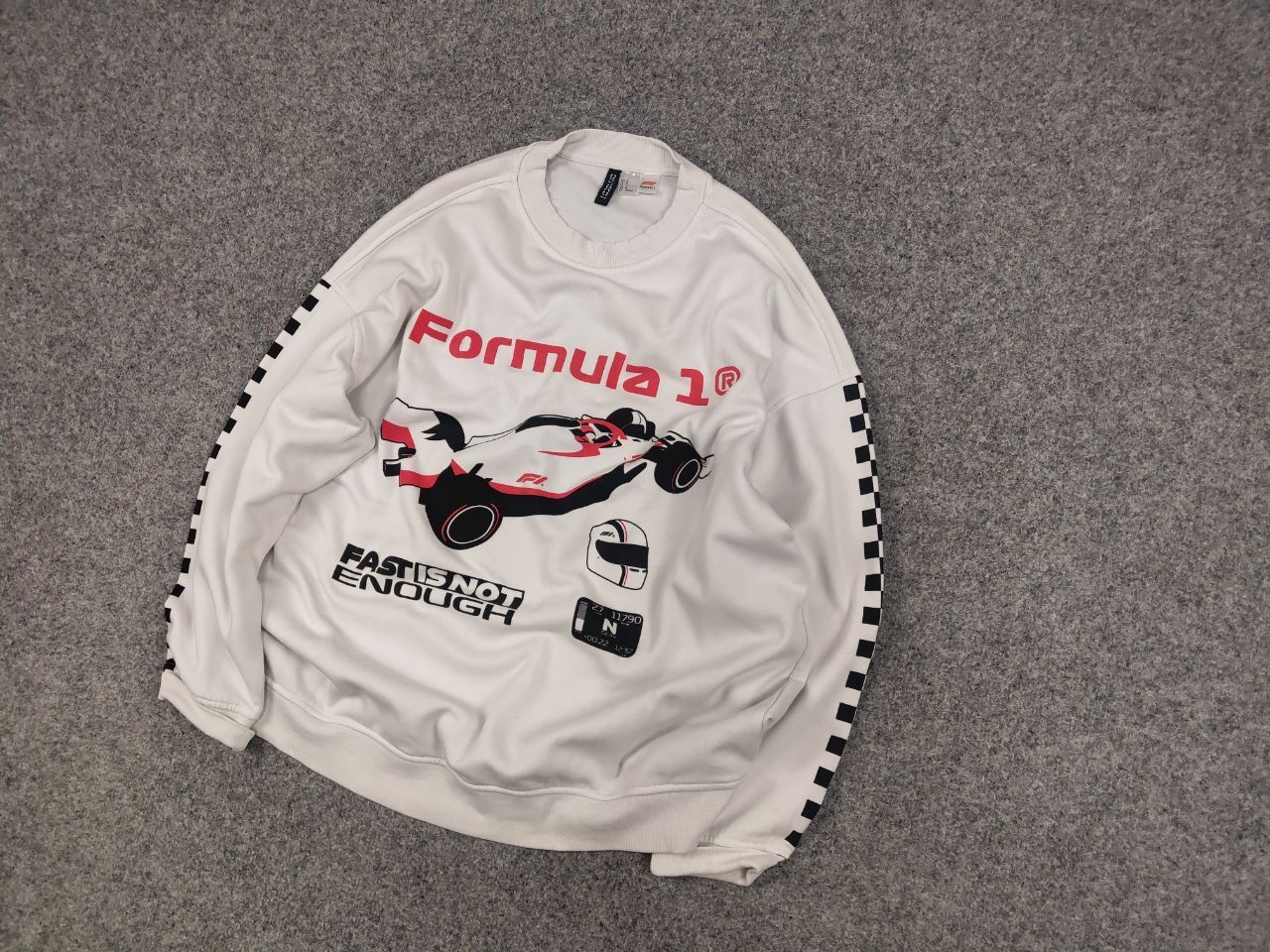 Formula 1 Formula 1 Classic Racing H&M logo Oversized Sweatshirt Size M / US 6-8 / IT 42-44 - 13 Thumbnail