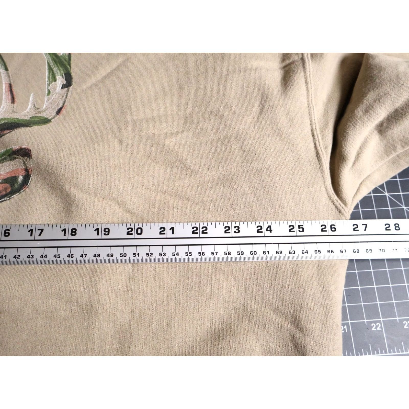 Vintage VTG Deer Hunter's Nightmare Sweatshirt Men's 2X Beige Outdoor Nature Camo Sweatshirt Graphic Print 90s Animals Outdoor Men's Big & Tall Mens Size US XXL / EU 58 / 5 - 5 Thumbnail
