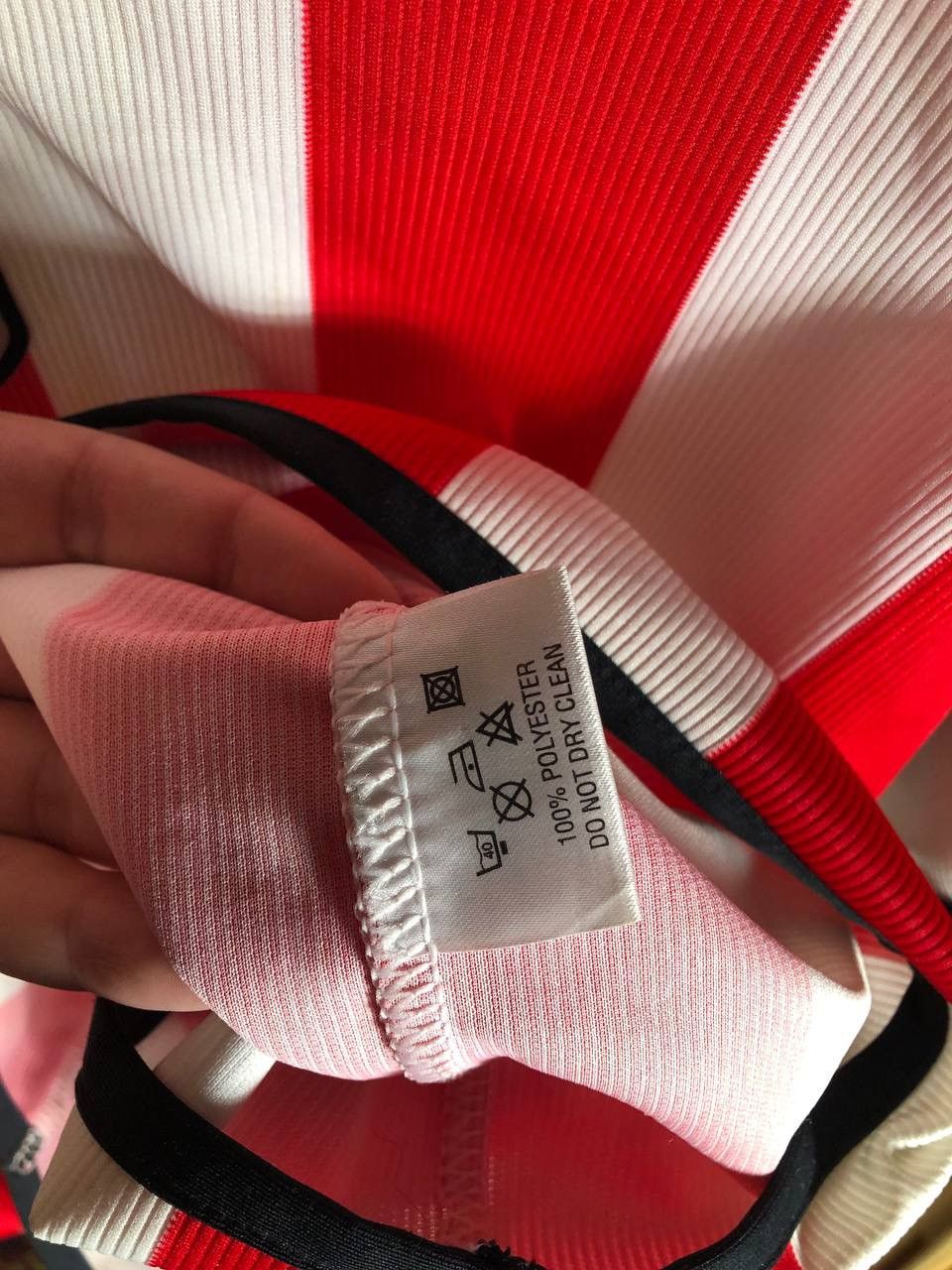 Vintage VERY RARE FC SOUTHAMPTON ENGLAND RETRO SOCCER JERSEY Y2K 90s Size US S / EU 44-46 / 1 - 6 Thumbnail