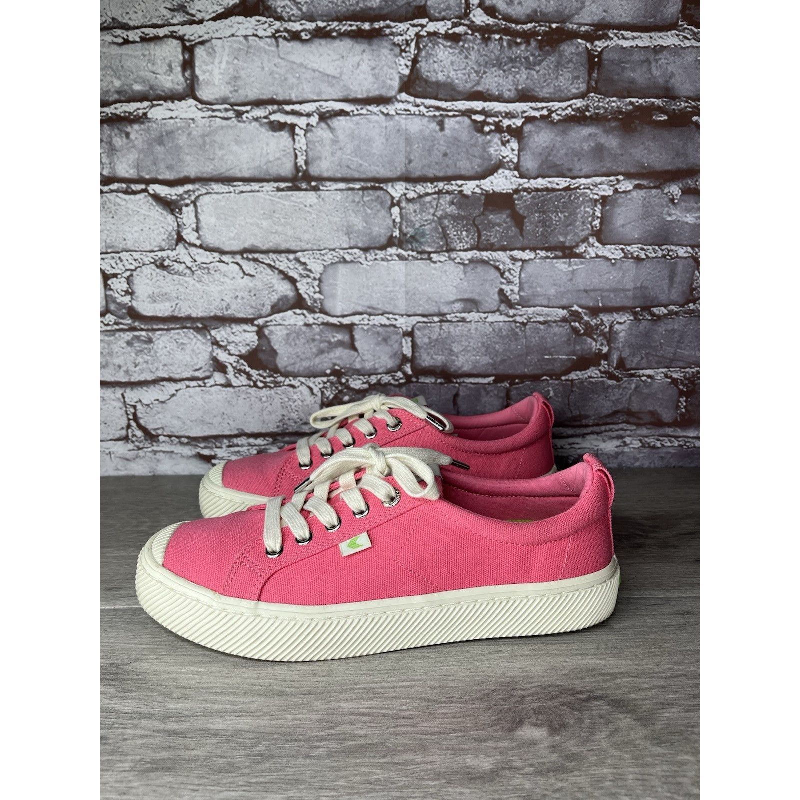 Frescobol Carioca Cariuma OCA Pink Lemonade Canvas Sneakers Shoes Women Sz 9M Size US 9 / EU 42 - 18 Thumbnail