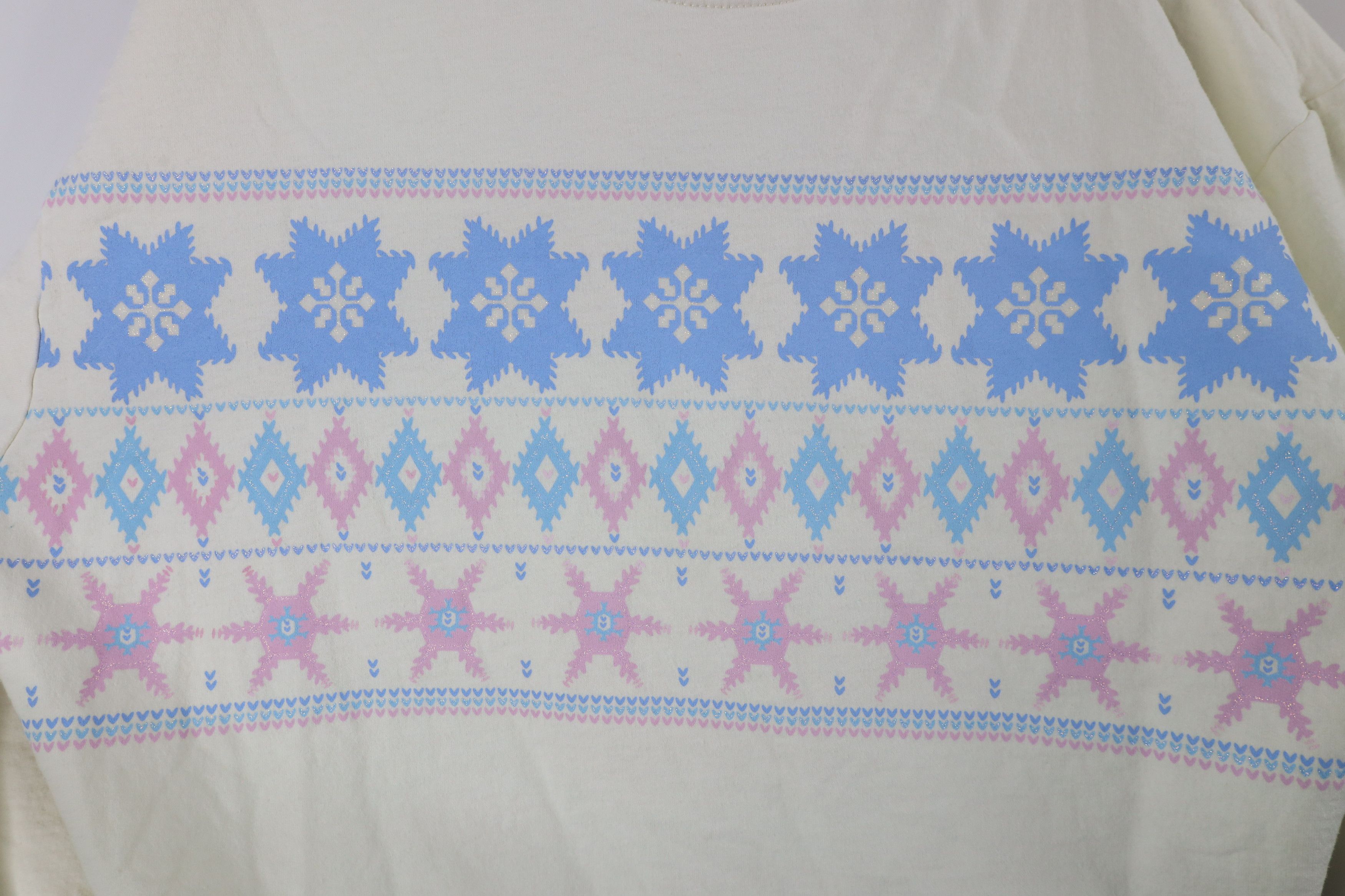 Vintage Vintage 90s Streetwear Snowflake Heart Sweatshirt Cream Size L / US 10 / IT 46 - 4 Thumbnail