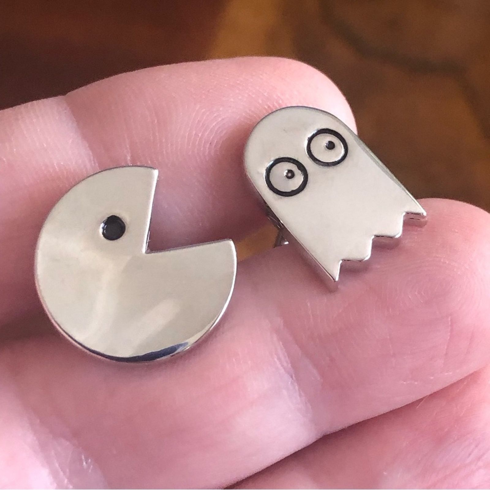 Jewelry Men’s Pac Man & ghost 80s video game novelty cuff link Size ONE SIZE - 7 Thumbnail