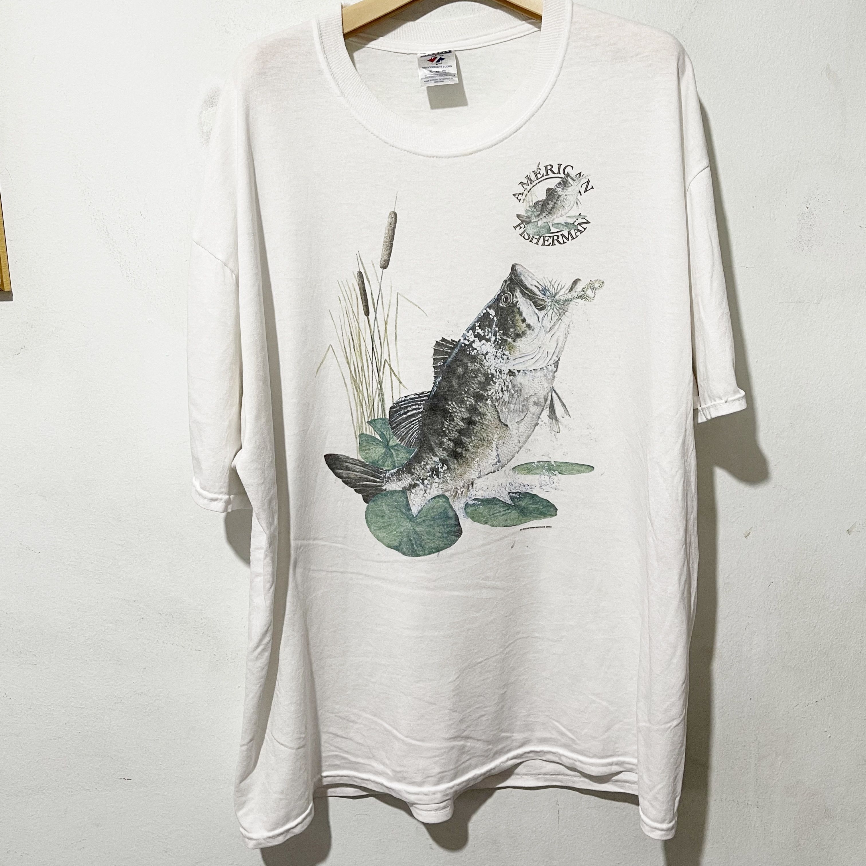Vintage Vintage 2002 American Fisherman T-Shirt Size US XL / EU 56 / 4 - 1 Thumbnail