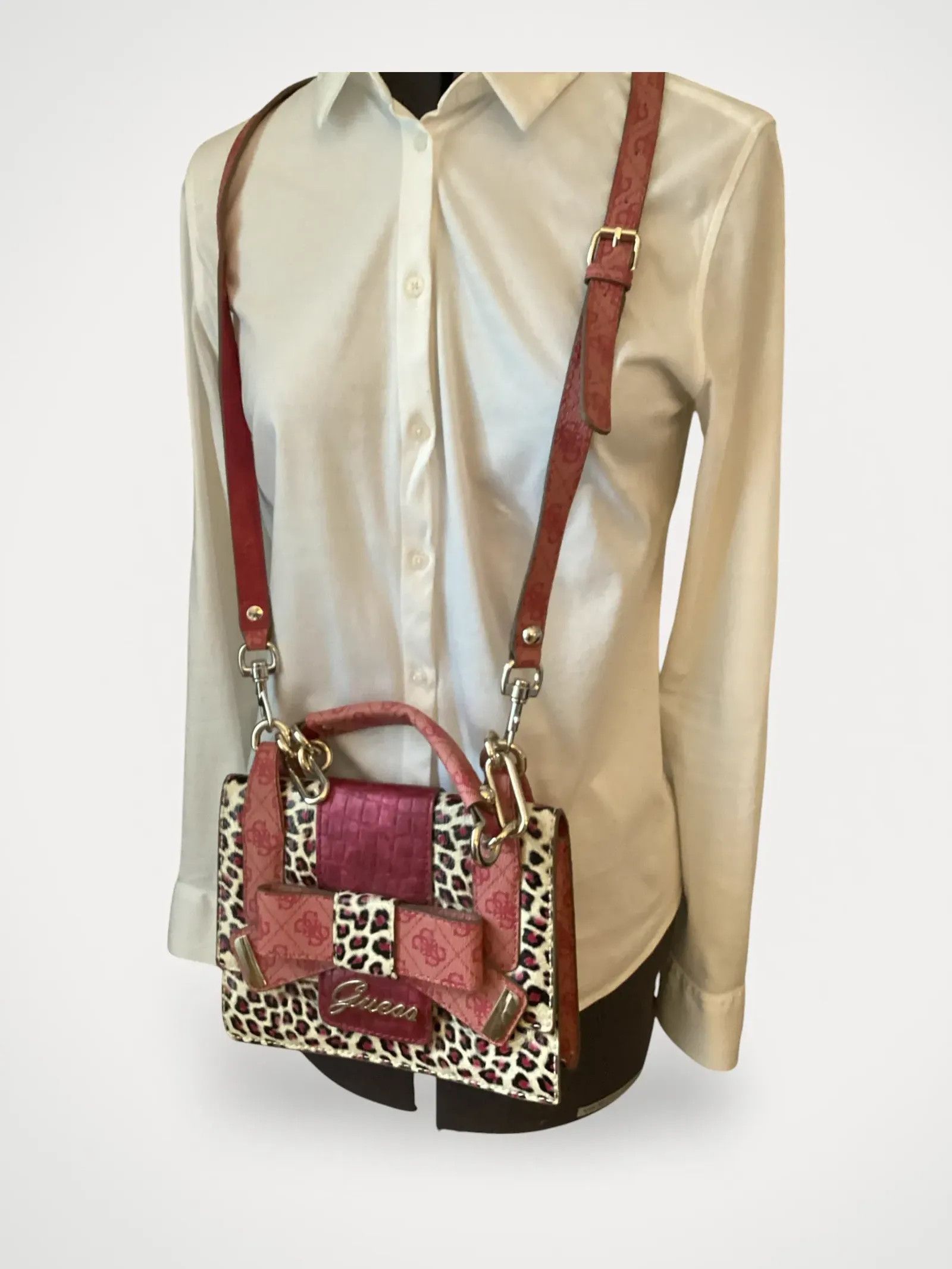 Guess Guess Guess Bucket Bag Size ONE SIZE - 1 Thumbnail