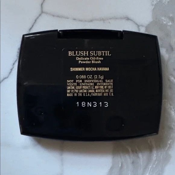 Other Lauder delicate oil-free powder Size ONE SIZE - 2 Thumbnail