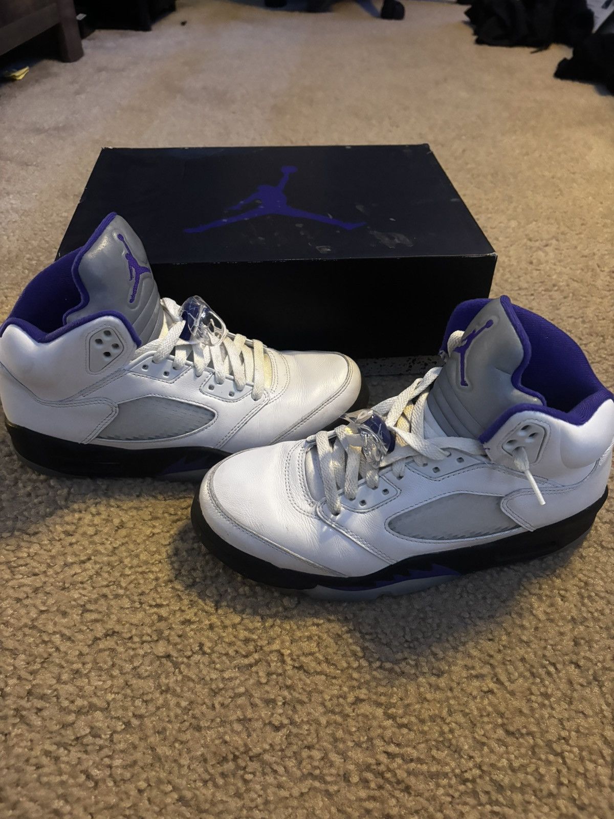 Jordan Brand Sz 8 Jordan 5 Concord White Purple Black Suede Leather Size US 8 / EU 41 - 5 Thumbnail