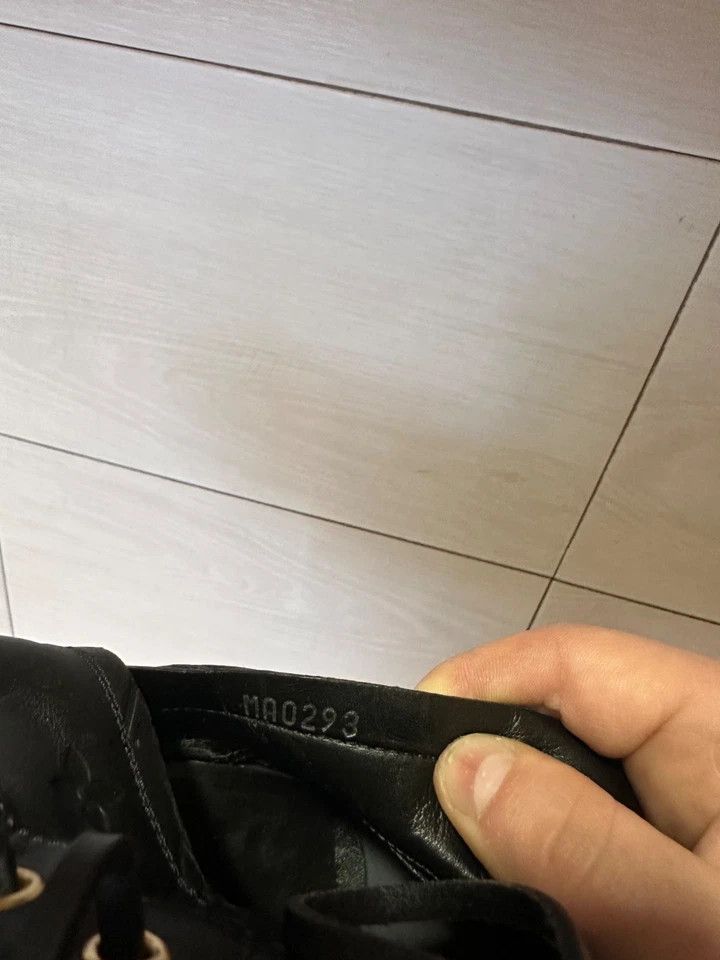 Louis Vuitton Louis Vuitton Star Trail Ankle Boot Black Size 37.5 Size US 7.5 / IT 37.5 - 12 Thumbnail
