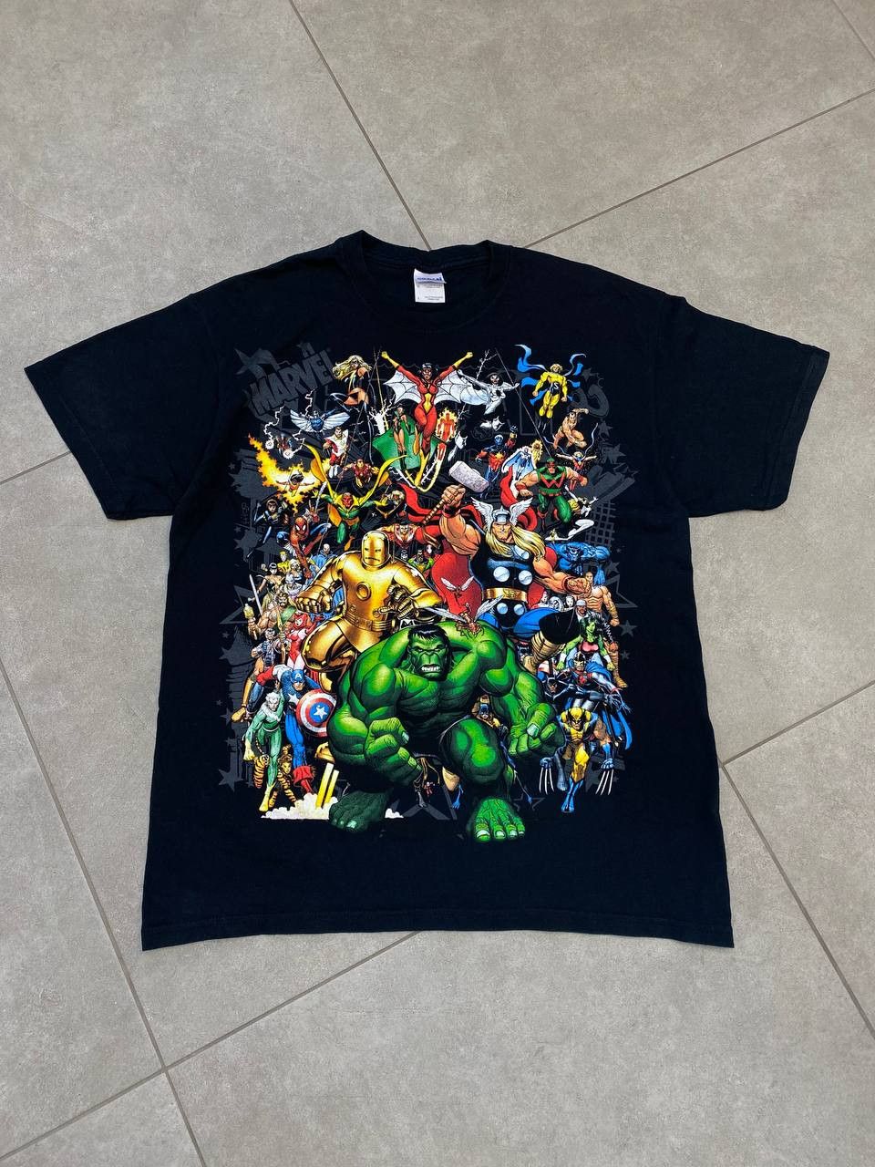 Marvel Comics Vintage Marvel 2000s All Heroes Avengers Print T-Shirt Size US L / EU 52-54 / 3 - 1 Thumbnail