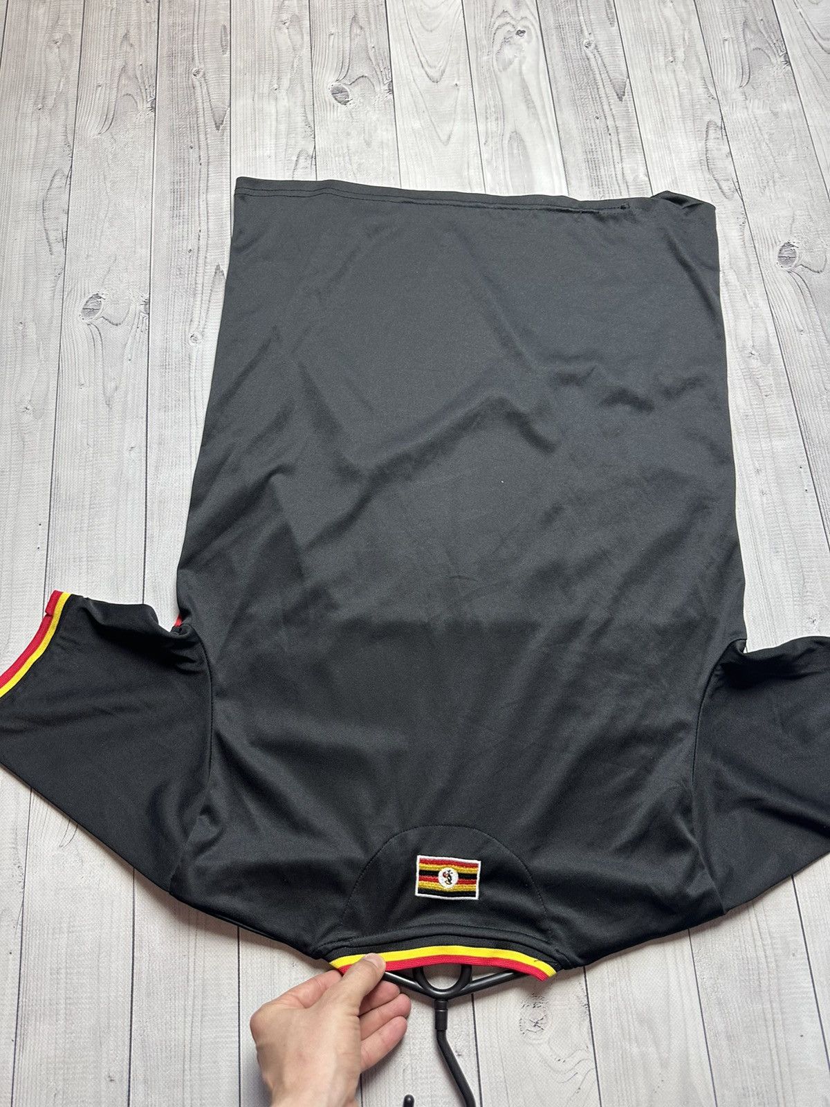Vintage Vintage Uganda soccer jersey size M rare Size US M / EU 48-50 / 2 - 4 Thumbnail
