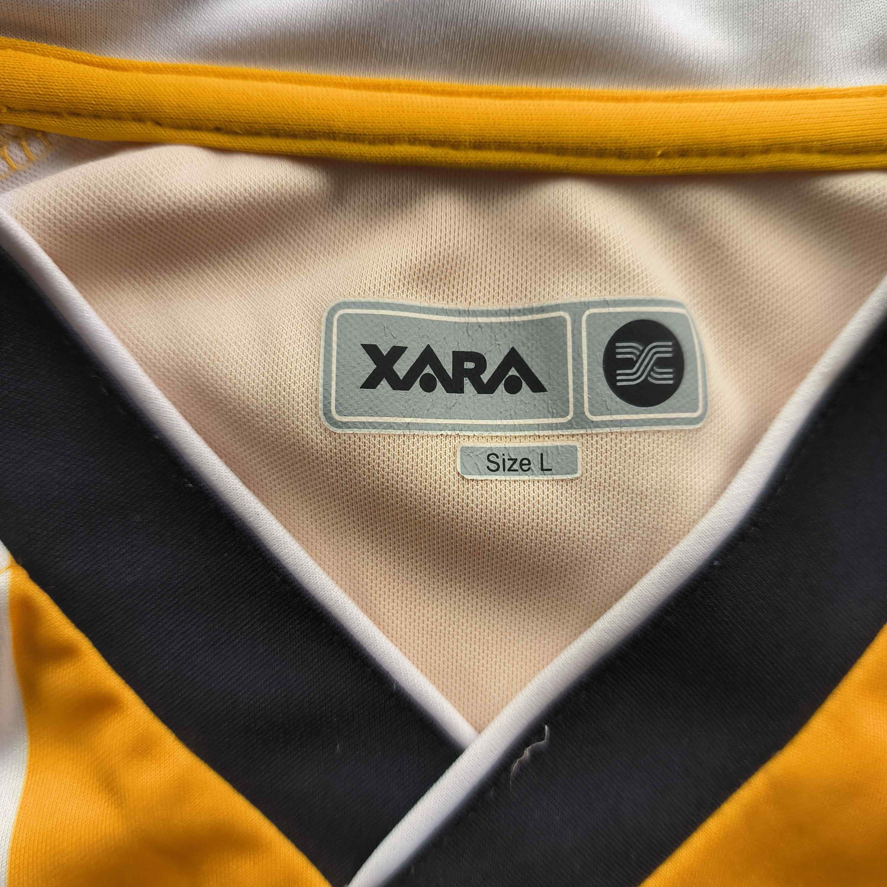 Other Livingston 2004-05 Xara home football jersey shirt size L Size US L / EU 52-54 / 3 - 5 Thumbnail