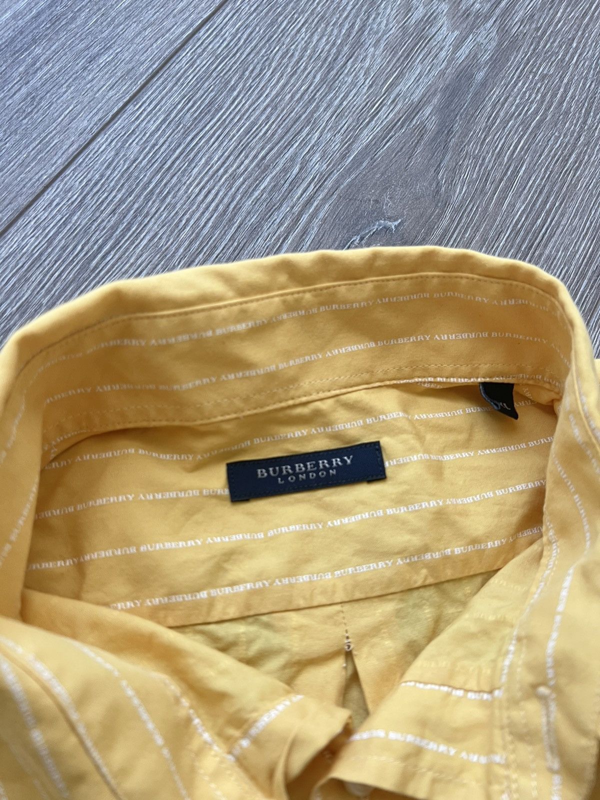 Burberry Vintage Burberry Shirt size XL Size US XL / EU 56 / 4 - 6 Thumbnail