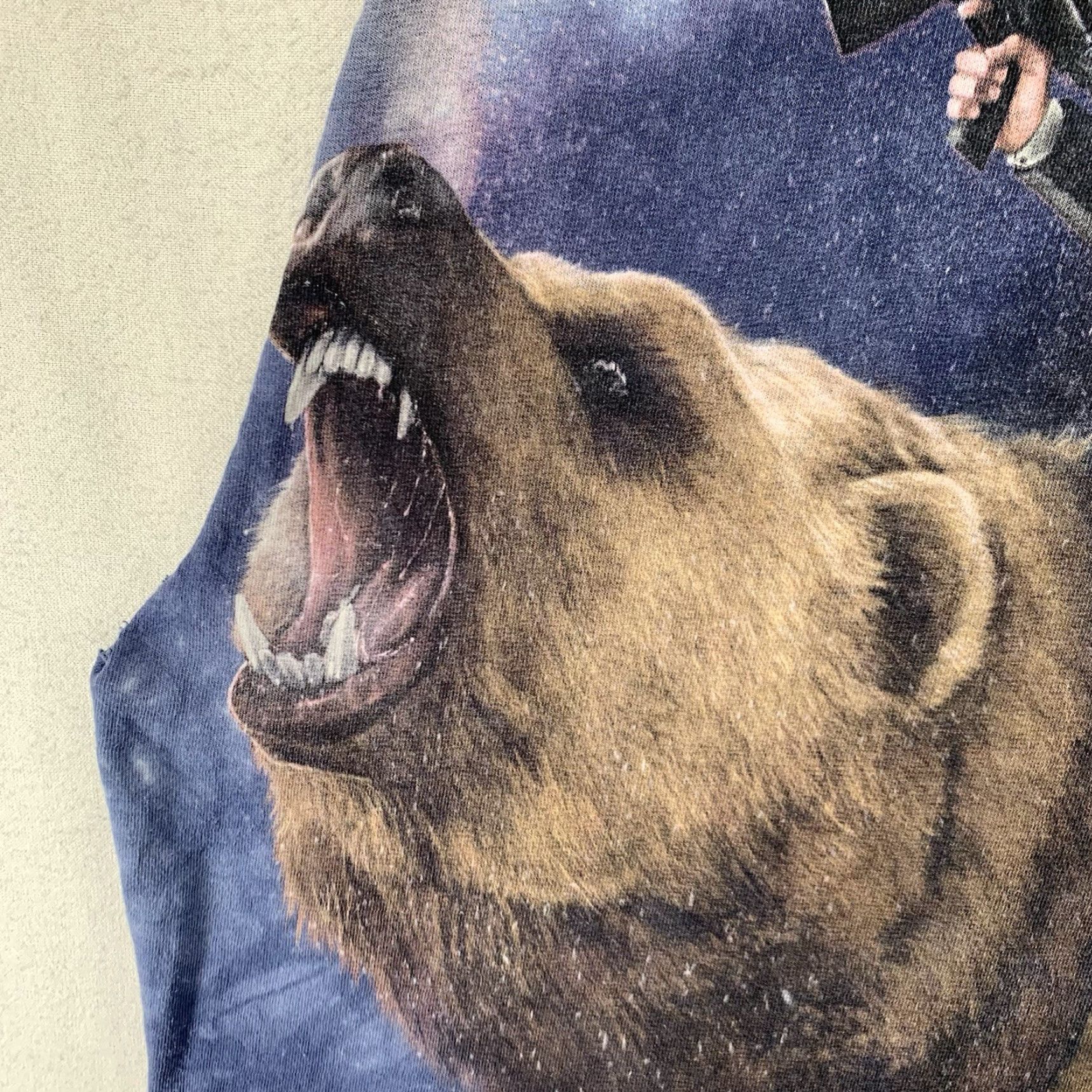 The Mountain The Mountain Men’s T-Shirt Blue Abraham Lincoln Bear Machine Gun Graphic Crew Neck Medium Casual Size US M / EU 48-50 / 2 - 6 Thumbnail