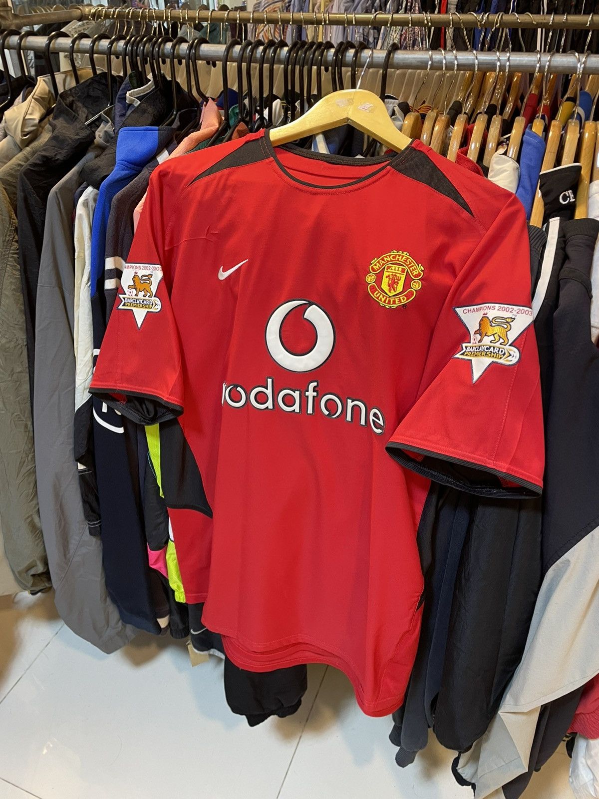 Nike Vintage 200-2004 ManchesterUnited HomeKit V.NISTELROOY10 Size US M / EU 48-50 / 2 - 1 Thumbnail
