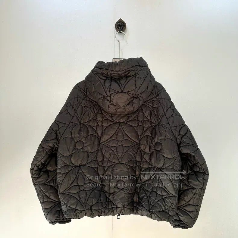 Louis Vuitton Louis Vuitton Three-flower full-print double-sided jacket Size US L / EU 52-54 / 3 - 6 Thumbnail