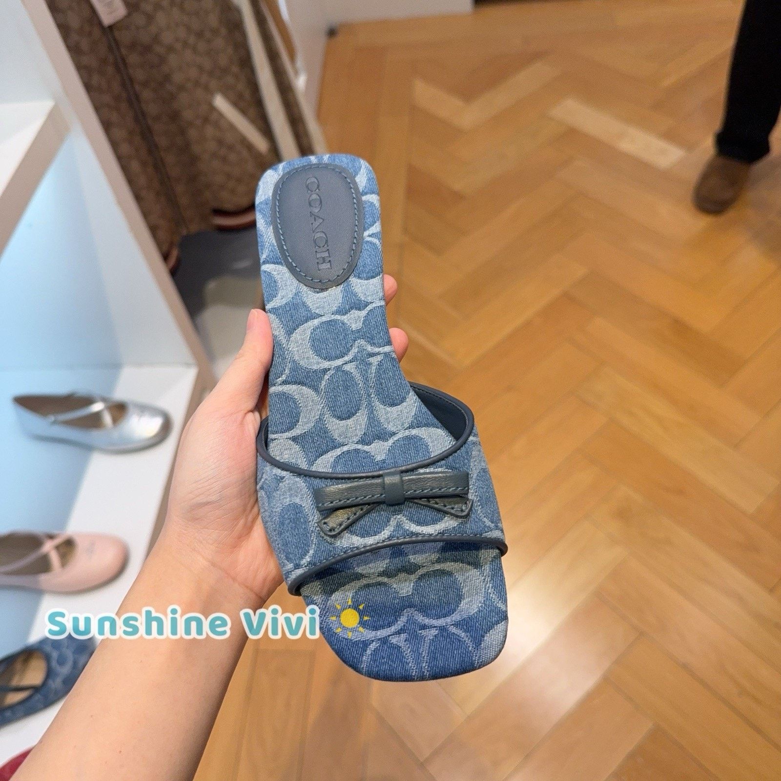 Coach NEW COACH Women Bow Kitten Heel Sandal Denim CEE10 us 8 Size US 8 / IT 38 - 1 Thumbnail