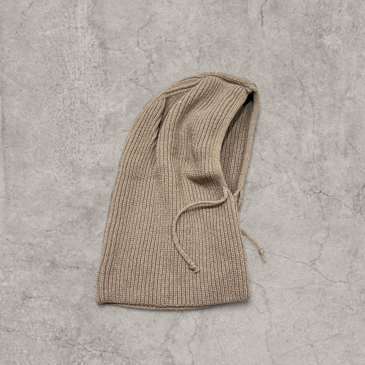 Japanese Brand Vintage style beige bonnet snood hood scarf hat. One size Size ONE SIZE - 1 Thumbnail