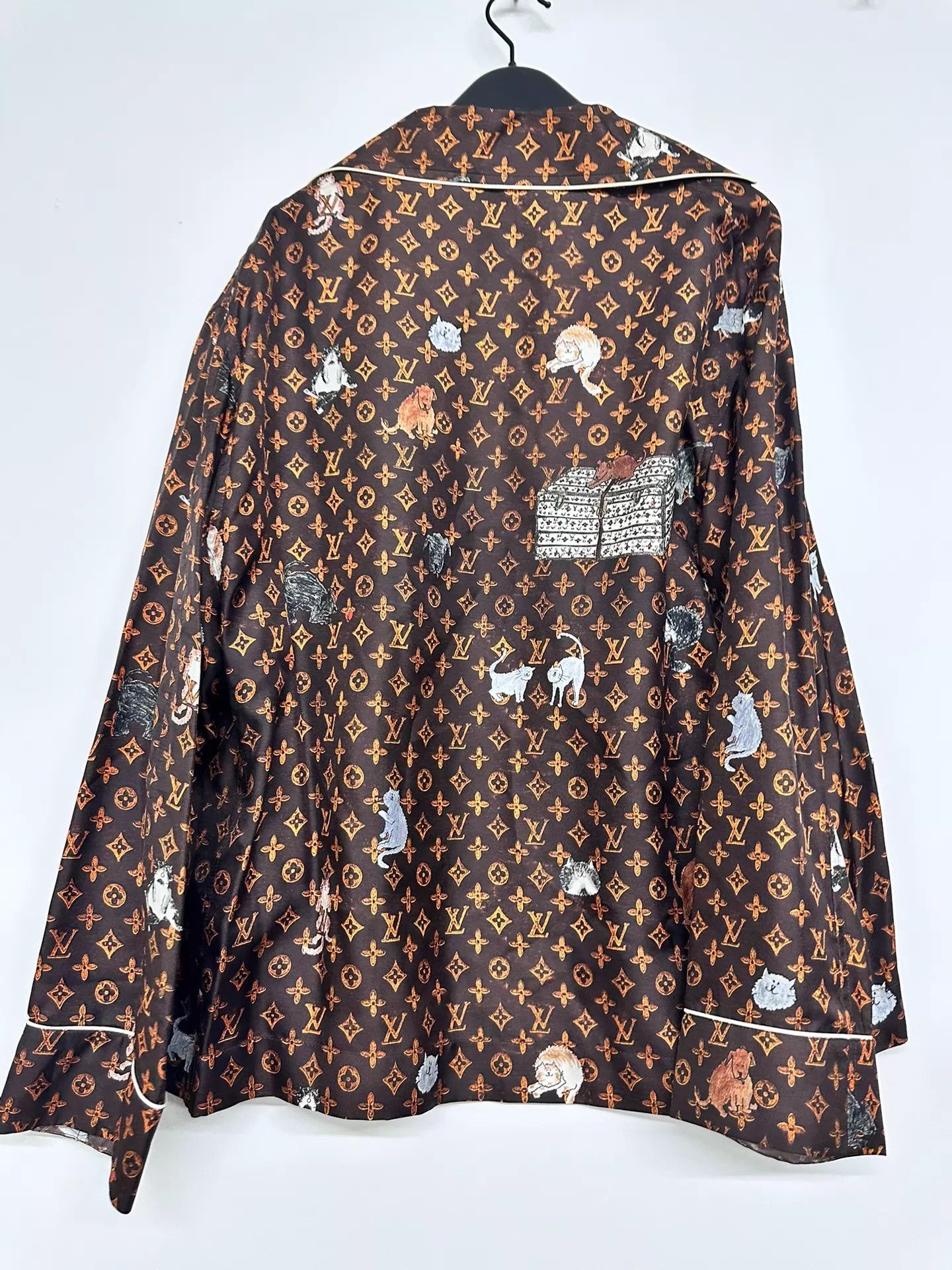 Louis Vuitton Louis Vuitton All Over Print Shirt 36 Size XS / US 0-2 / IT 36-38 - 2 Thumbnail