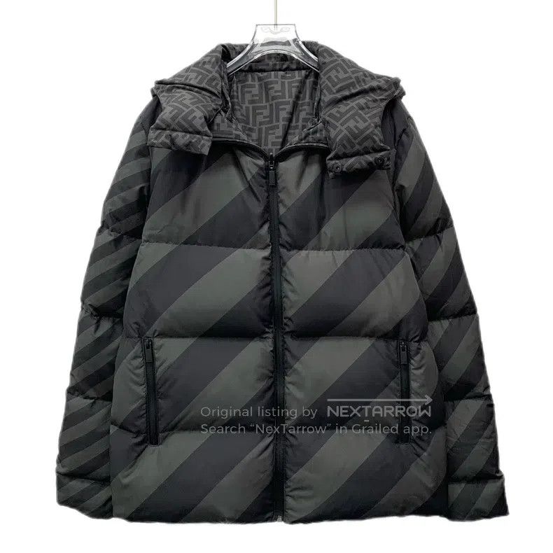 Fendi Fendi Gray logo letter all-over print hooded zip-up revers Size US M / EU 48-50 / 2 - 3 Thumbnail
