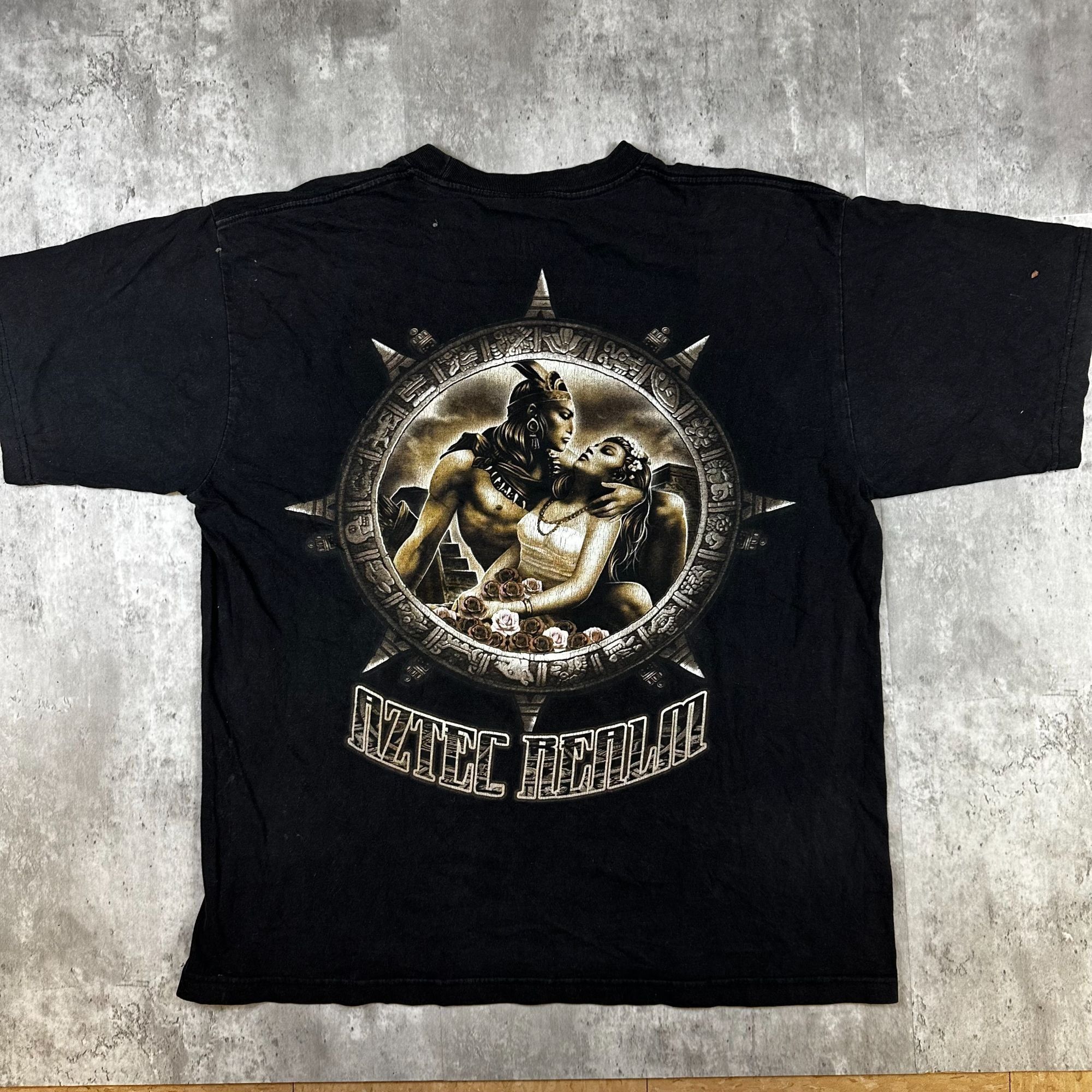 Vintage Vintage CH Gold Series Black Aztec Realm Graphic T-Shirt XL Size US XL / EU 56 / 4 - 2 Thumbnail