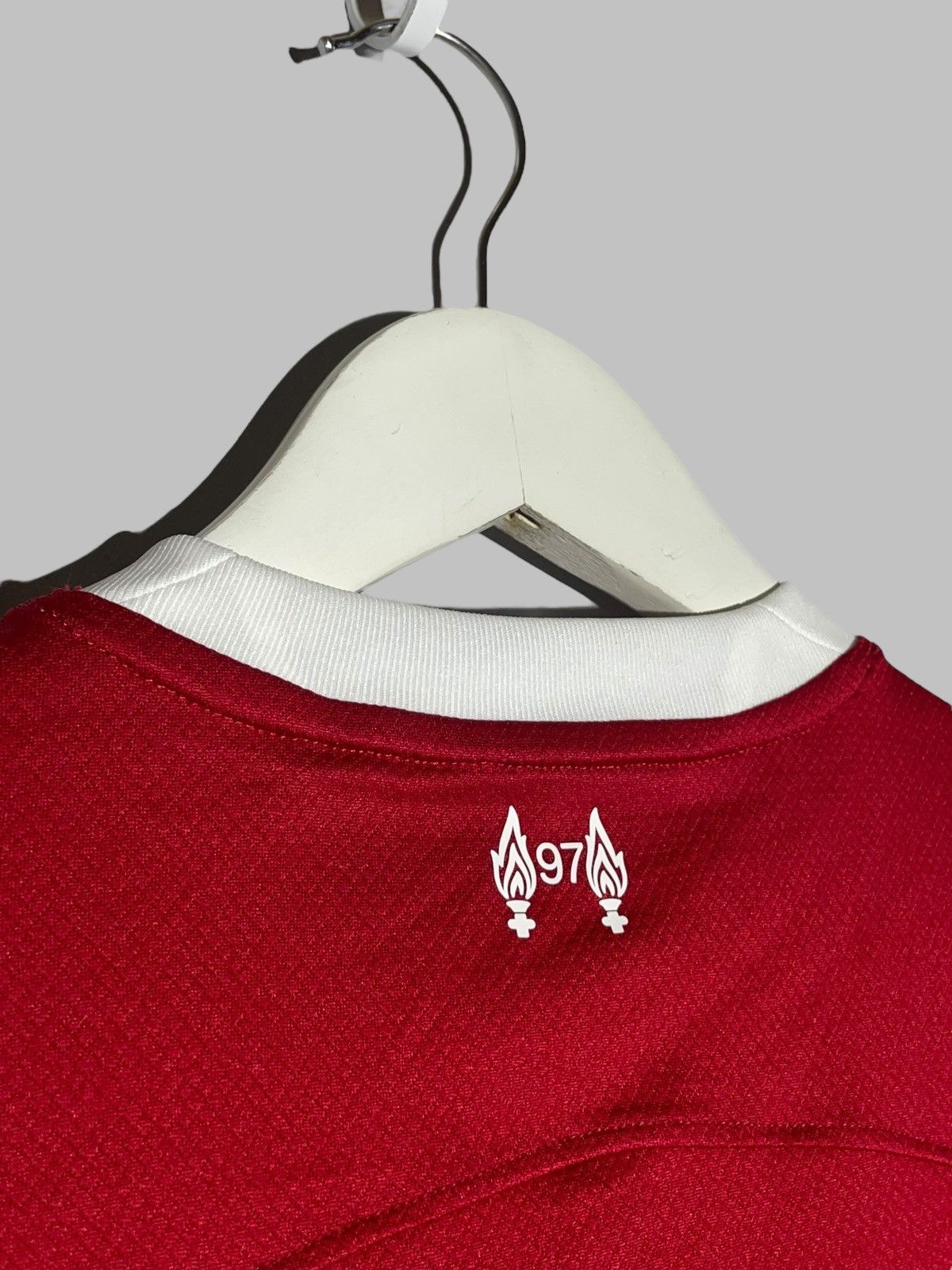 Nike Liverpool FC Nike 2022/23 Home Football Shirt Soccer Jersey Size US S / EU 44-46 / 1 - 10 Thumbnail