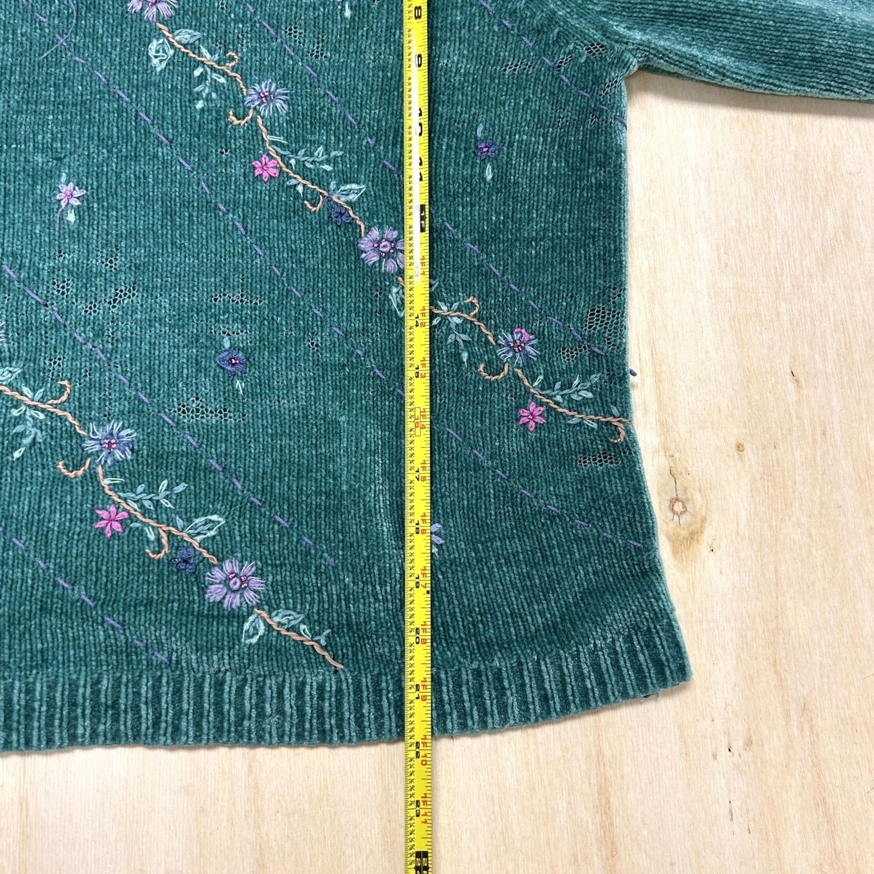 Vintage VINTAGE Alfred Dunner Sweater Womens Large Green Mock Neck Floral Embroidered Size L / US 10 / IT 46 - 4 Thumbnail