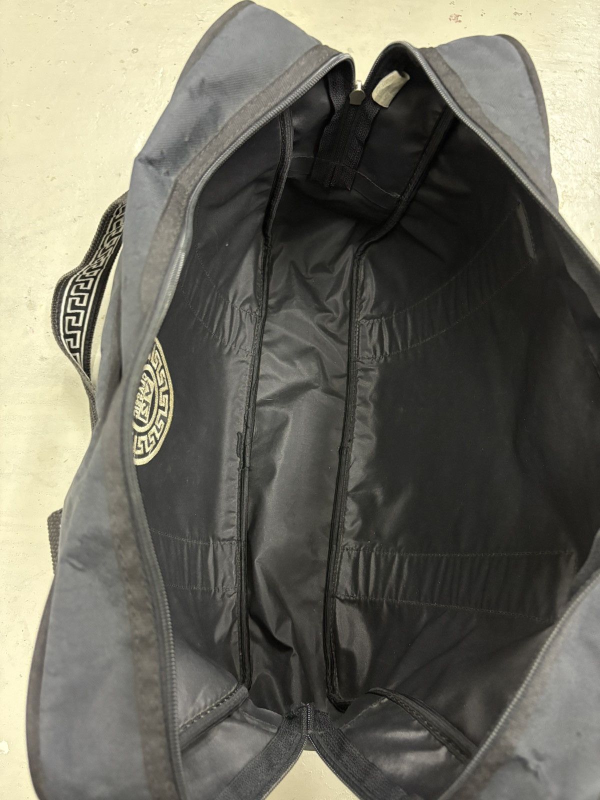 Versace Vintage Versace Classic V2 Duffel Bag travel handbag Size ONE SIZE - 8 Thumbnail