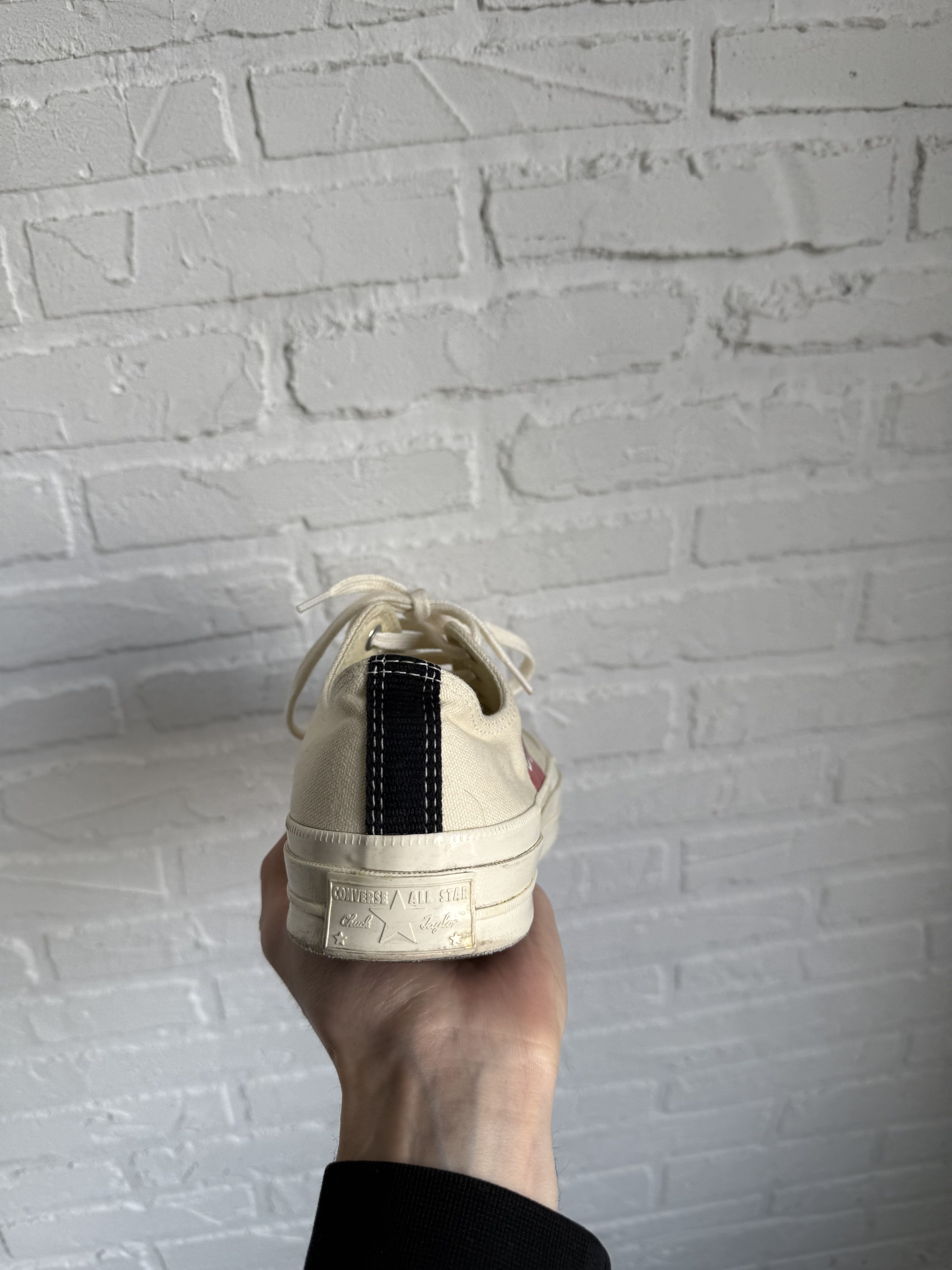 Comme des Garcons PLAY Converse Comme Des Garcons Play Heart logo sneakers Size US 8 / EU 41 - 10 Thumbnail