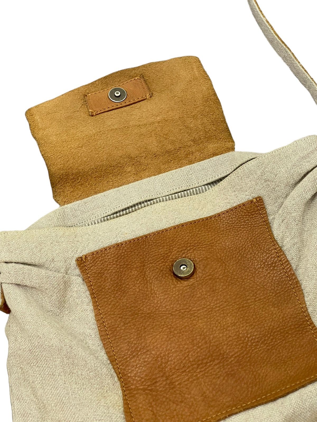 Japanese Brand Linen and Leather Arome de Muguet Messenger Bag Size ONE SIZE - 13 Thumbnail