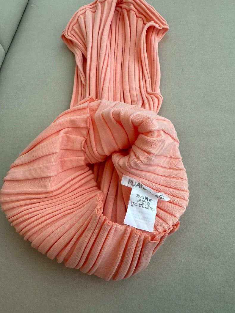 Issey Miyake Issey Miyake size:one size Pink dress Size M / US 6-8 / IT 42-44 - 2 Thumbnail
