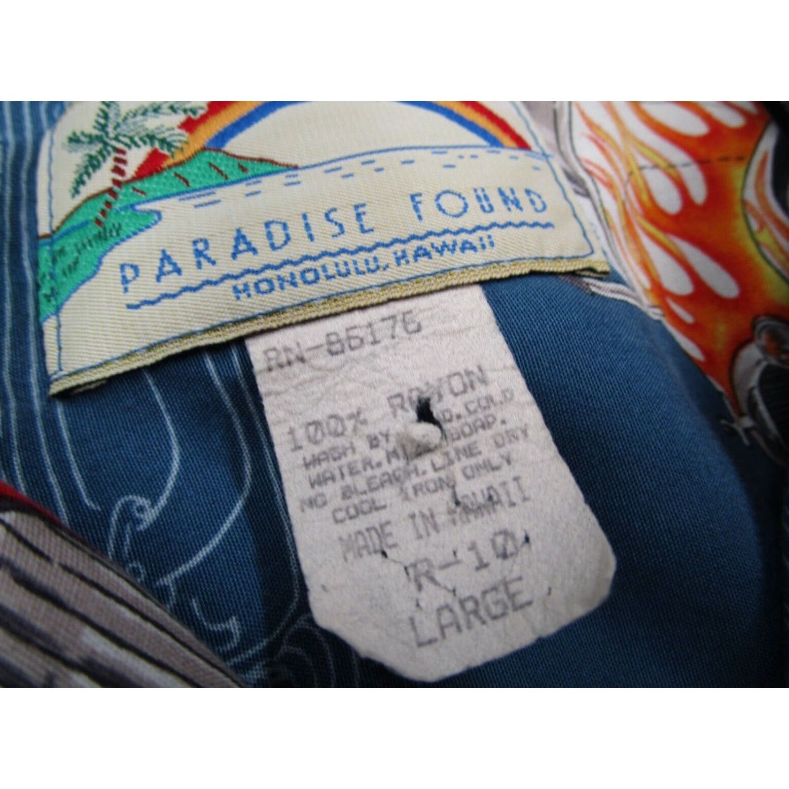 Paradise Found VINTAGE Paradise Found Shirt Men XL Blue Hawaiian Button-Up Shirt Mens Size US XL / EU 56 / 4 - 3 Thumbnail