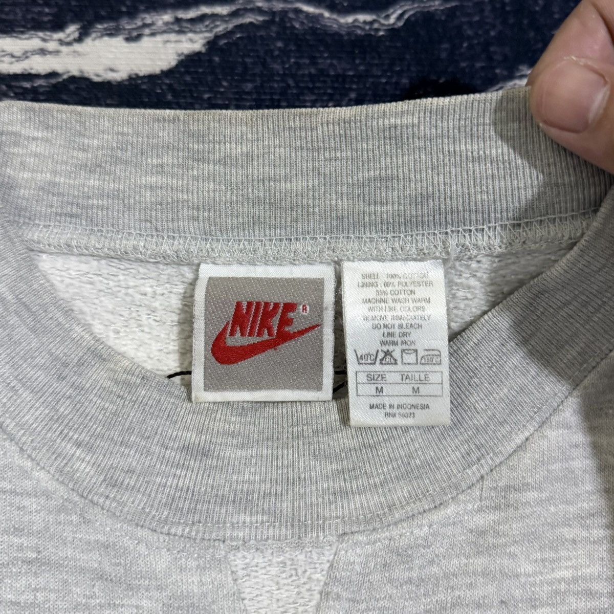 Vintage Vintage nike by swoosh logo sweatshirt Size US M / EU 48-50 / 2 - 6 Thumbnail