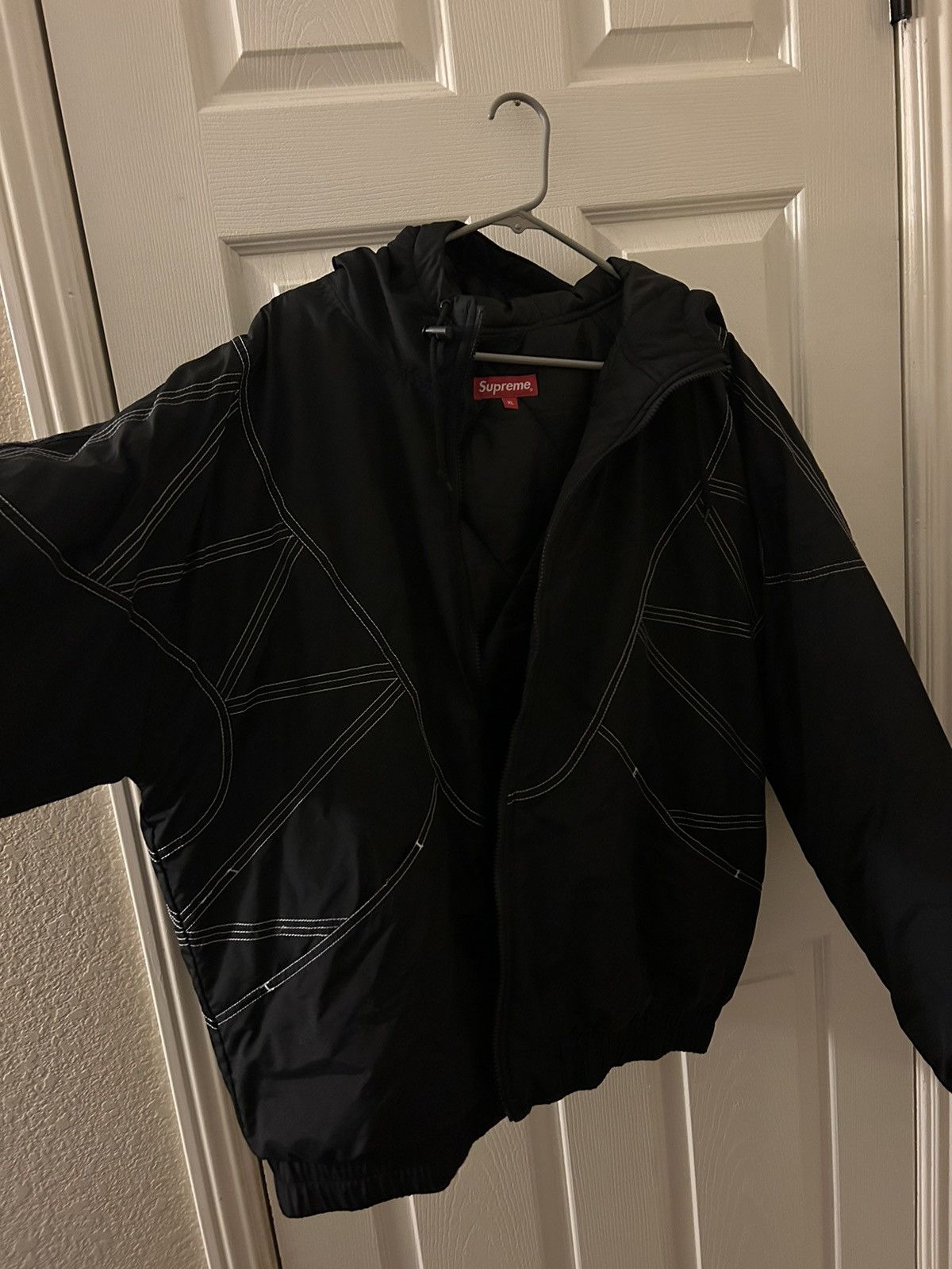 Supreme Supreme Zig Zag Stitch Puffy Jacket Black | Grailed