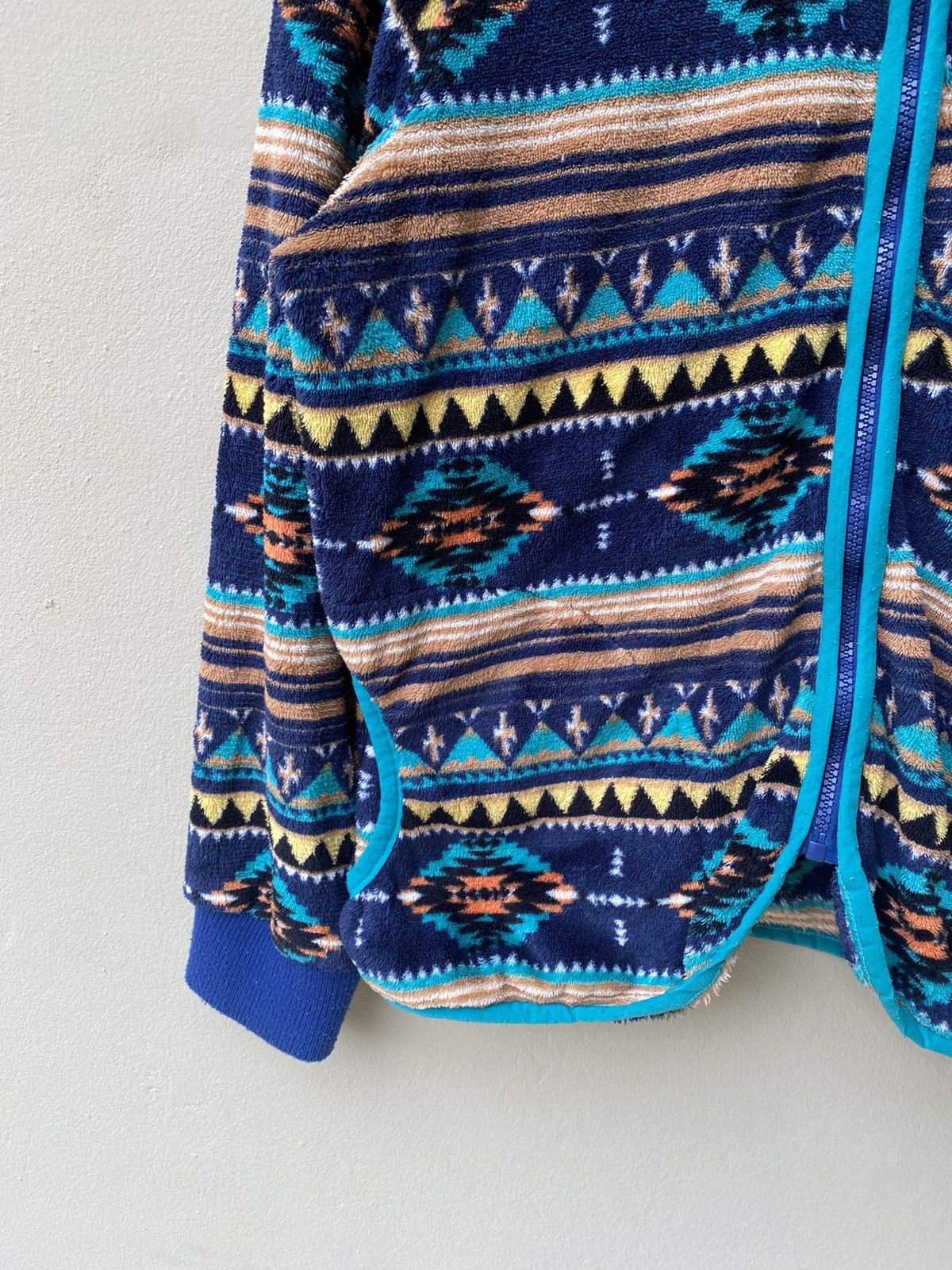 Native RARE VINTAGE TITICACA STYLE NAVACO DESIGN FLEECE JACKET Size US M / EU 48-50 / 2 - 6 Thumbnail