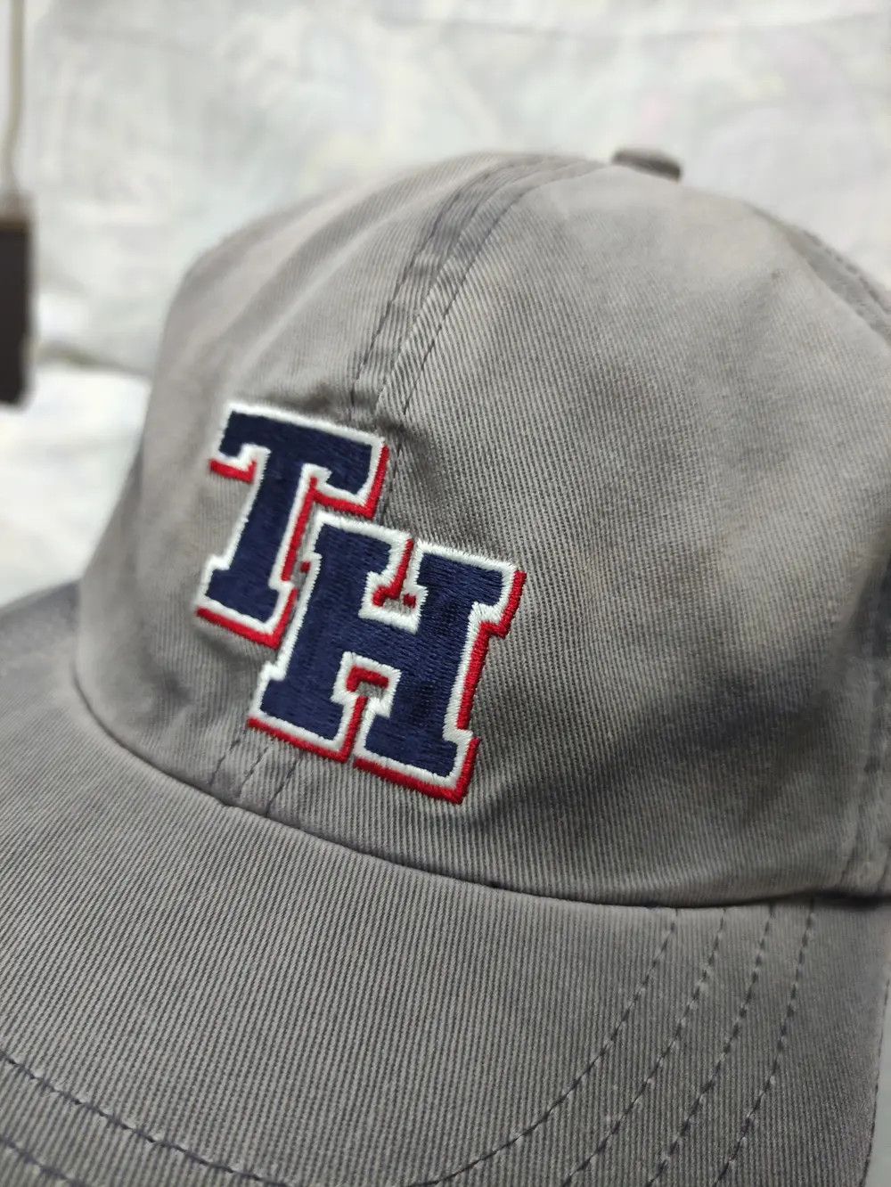 Tommy Hilfiger × Vintage TOMMY HILFIGER VINTAGE CAP DISTRESSED SUNFADED Size ONE SIZE - 3 Thumbnail