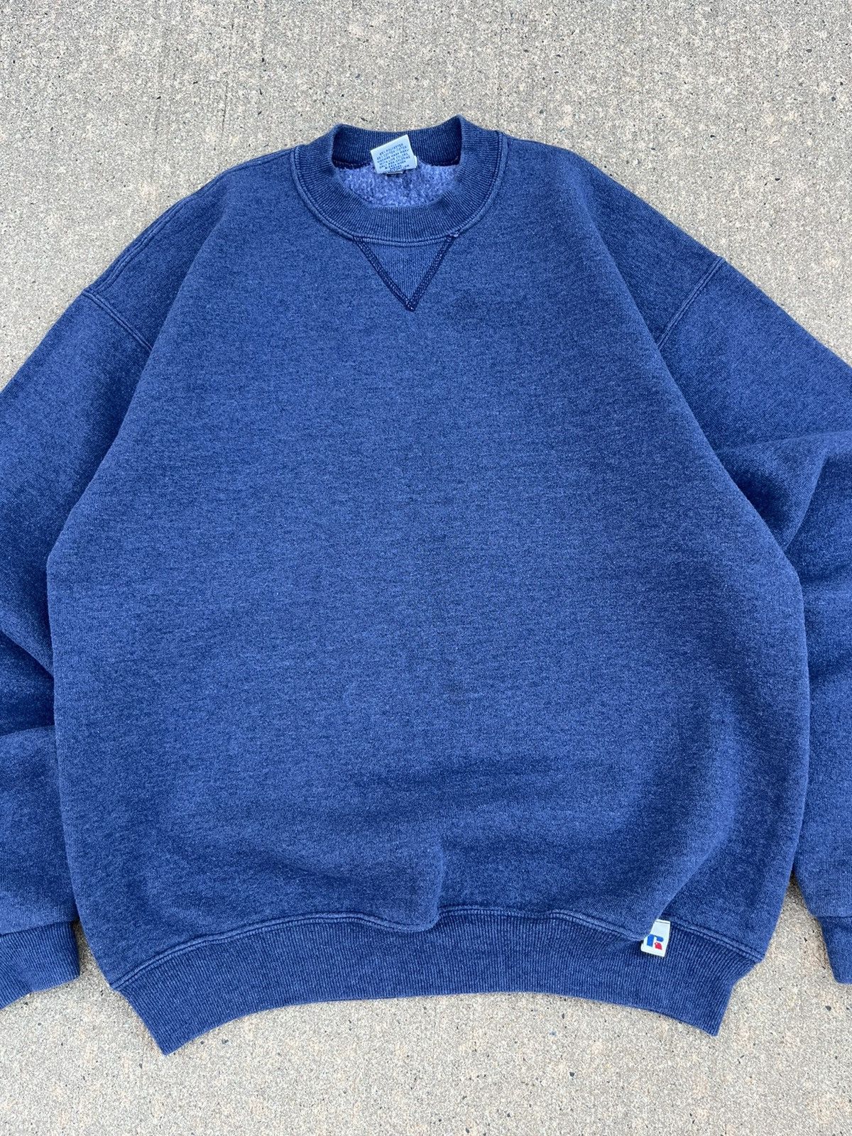Russell Athletic Crazy Vintage 90’s Russell Athletic Boxy Sweatshirt Size US M / EU 48-50 / 2 - 2 Thumbnail