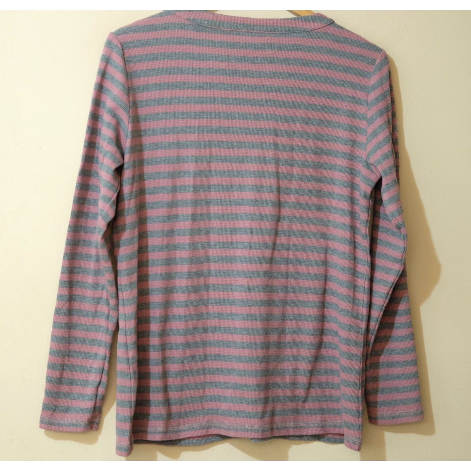 Vintage Christopher & Banks Thermal Shirt Women's L Mauve/Grey Stripe Knit Pullover Long Sleeve Split V-Neck Made in China Size L / US 10 / IT 46 - 6 Thumbnail