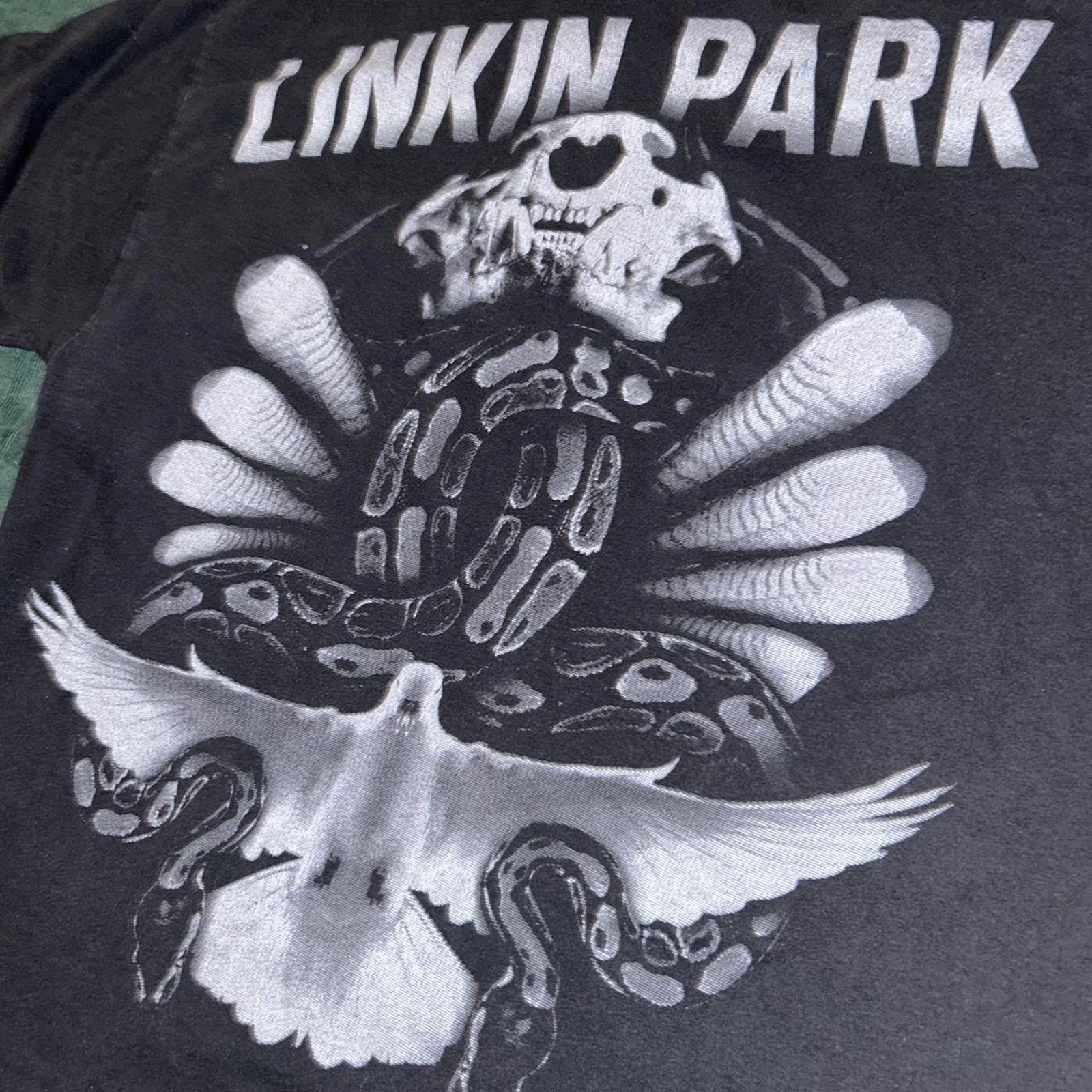 Hanes 2010 linkin park concert tee Size US L / EU 52-54 / 3 - 3 Thumbnail