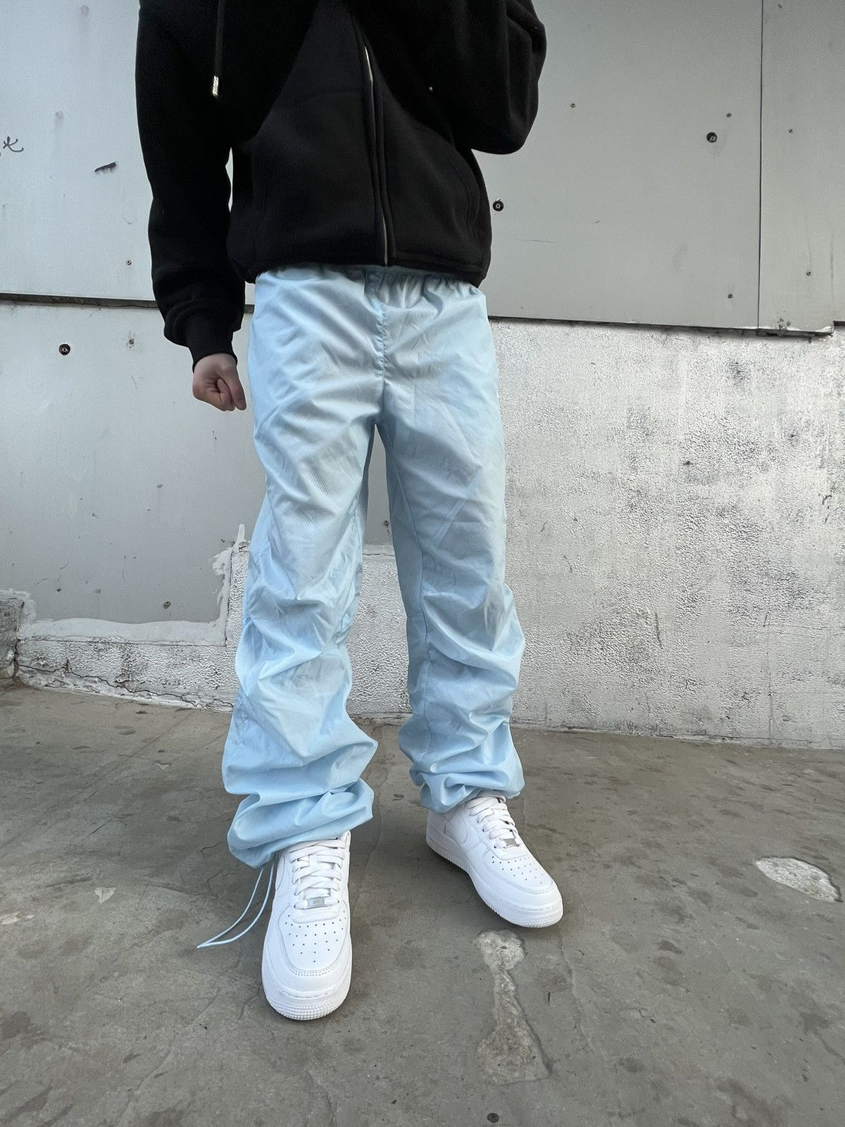 Nike Vintage Nike Pants Joggers Baby Blue Size US 30 / EU 46 - 11 Thumbnail