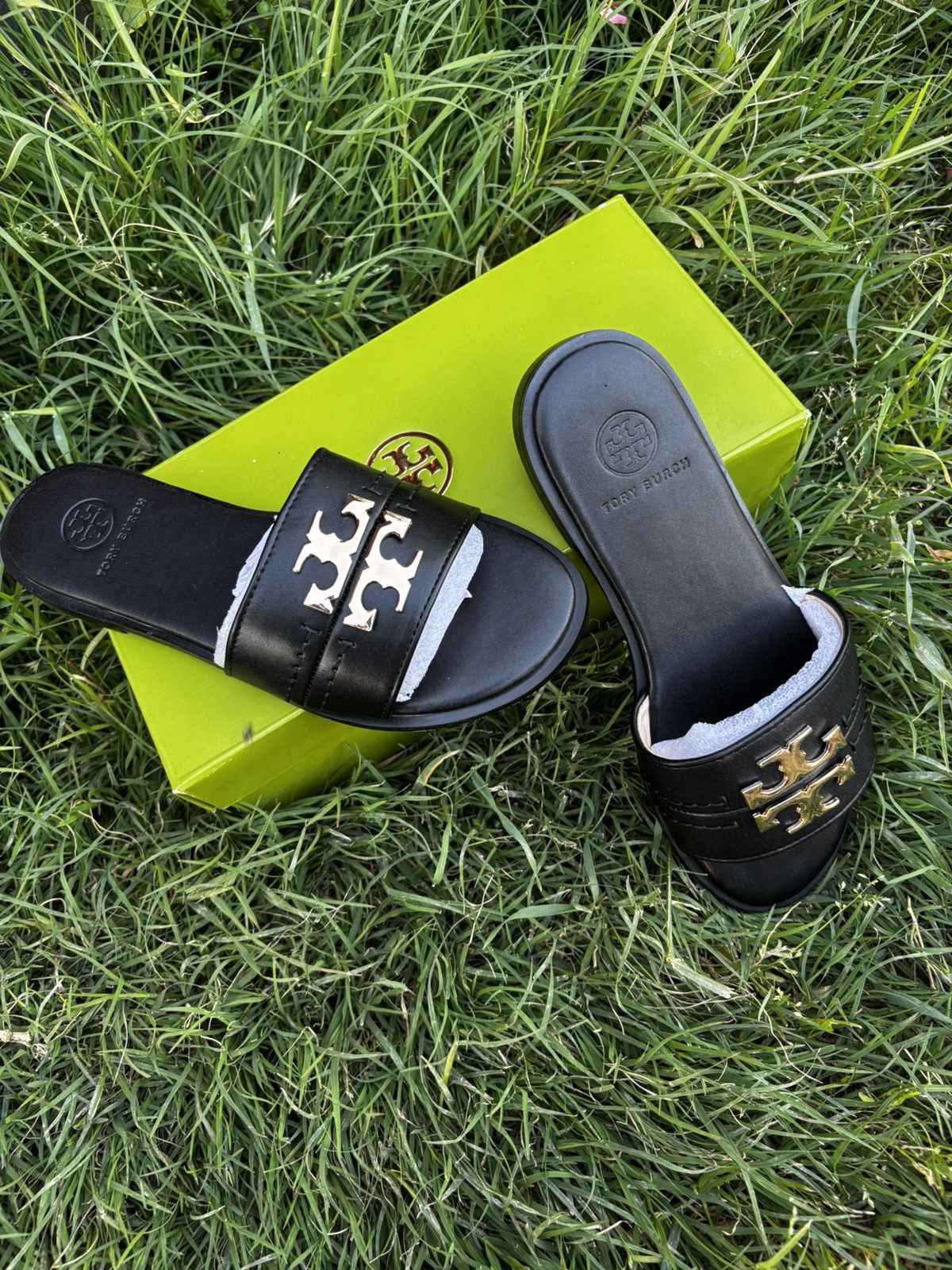 Tory Burch brand new toru burch everly Size US 5.5 / IT 35.5 - 1 Preview
