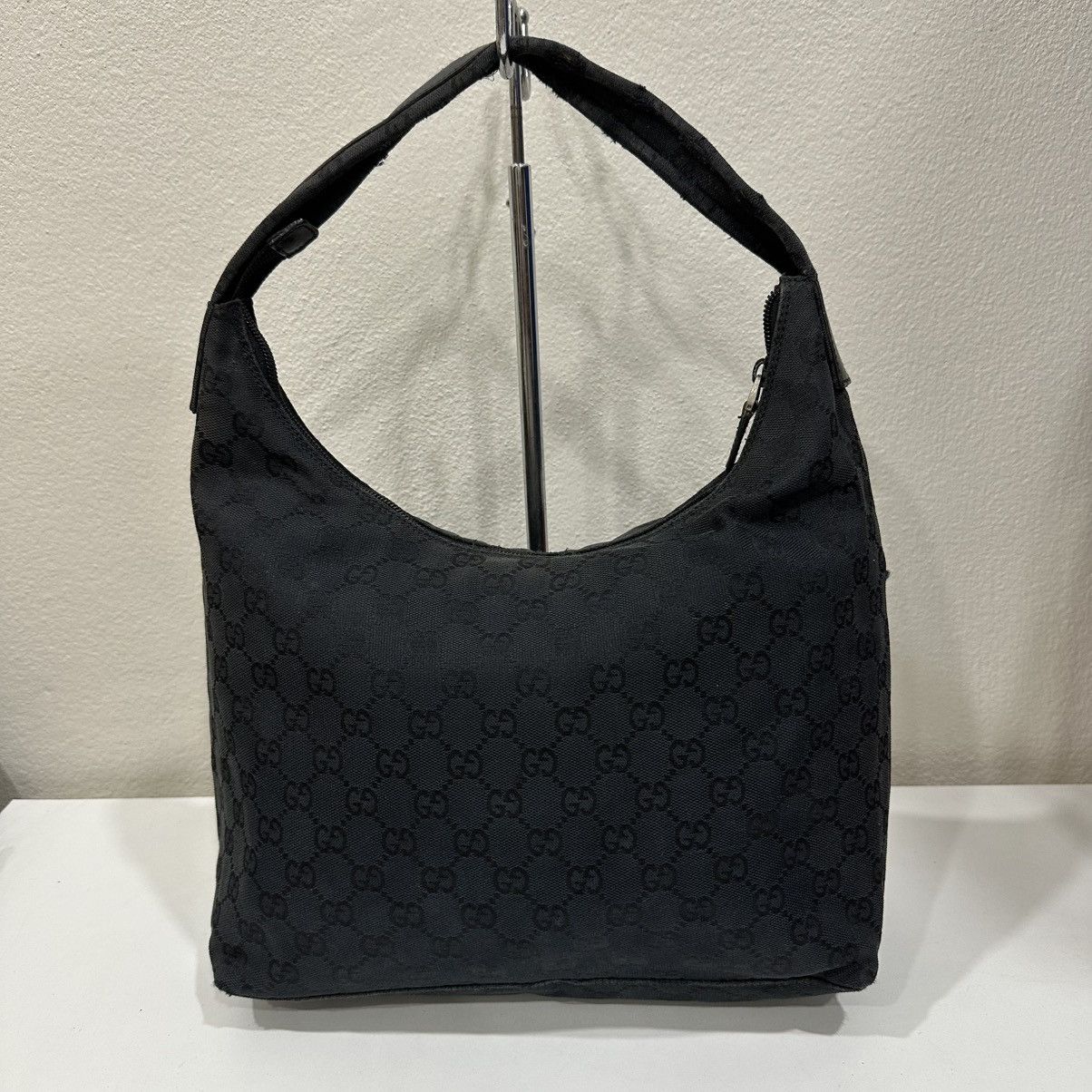 Gucci ‼️YES‼️ GUCCI BLACK SLOUCHY GG MONOGRAM HOBO BAG Size ONE SIZE - 3 Thumbnail