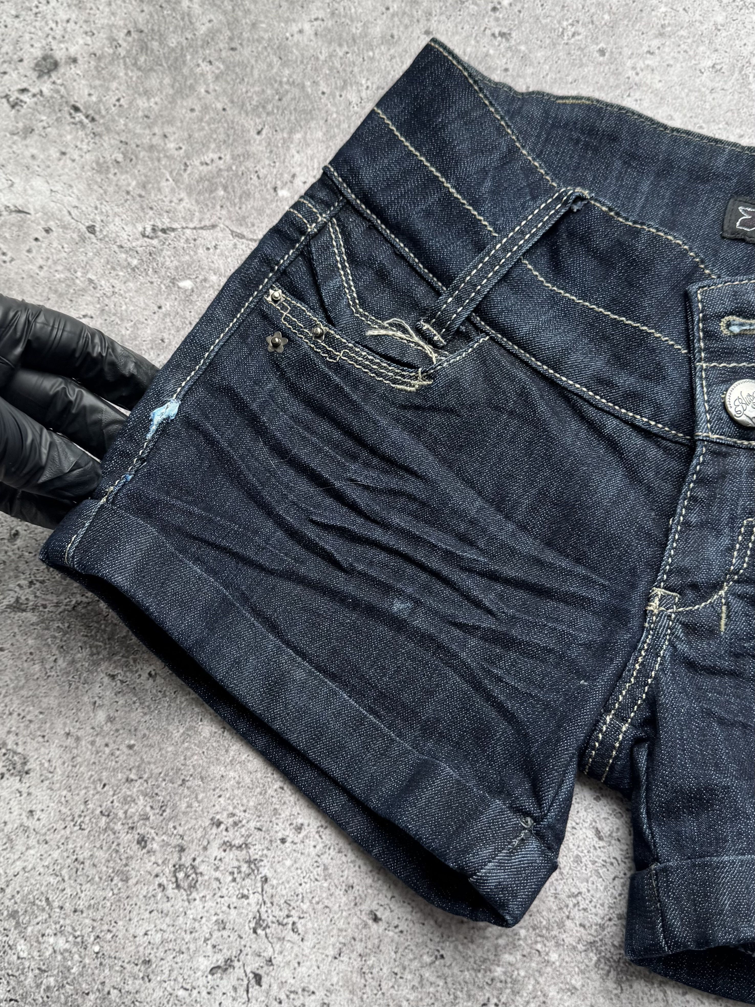 Vintage Vintage Dark Shorts Low Rise Rolled Hem Casual Jean Shorts Size 25" / US 0 / IT 36 - 3 Thumbnail
