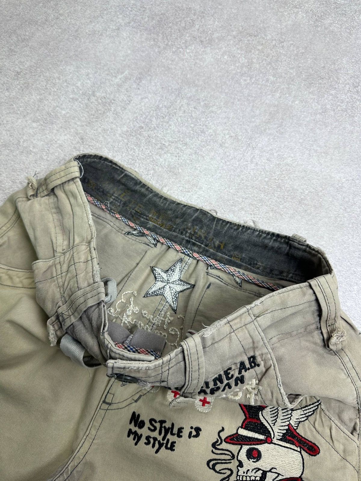 Ed Hardy × Ken Carson Vintage Y2K Skull Embroidery Cargo Grunge Shorts Jorts 32 Size US 32 / EU 48 - 5 Thumbnail