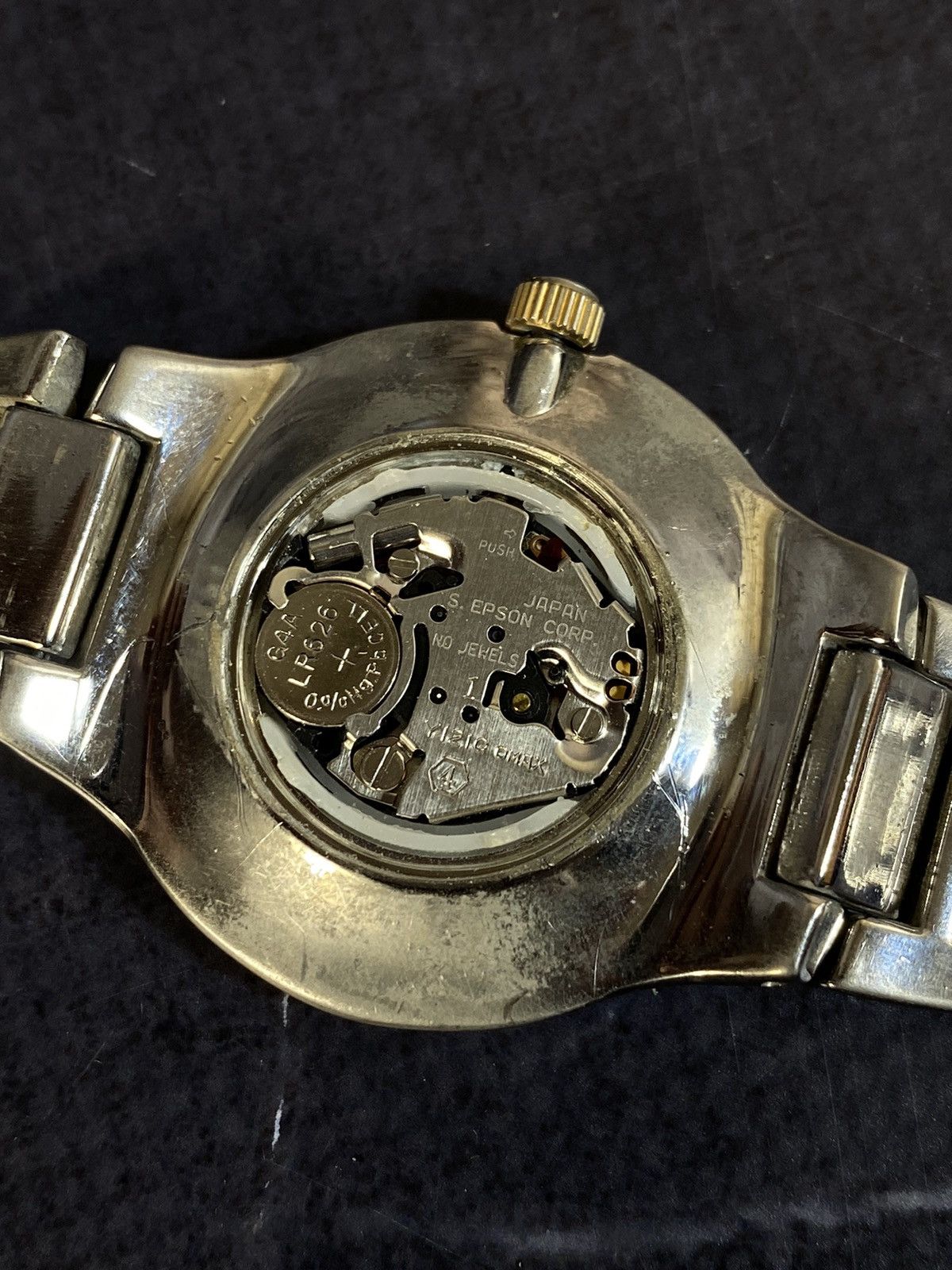 Japanese Brand × Vintage Omax Dark Dial Quartz Watch Japanese Brand Size ONE SIZE - 11 Thumbnail