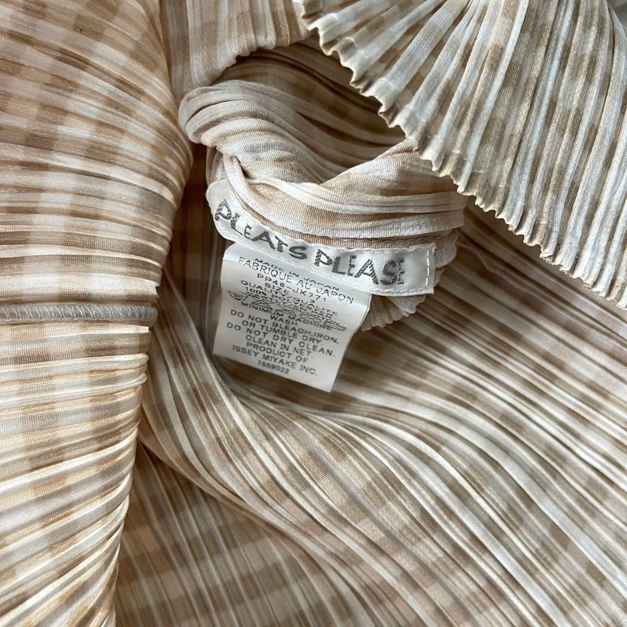 Pleats Please Issey Miyake Pleats Please Issey Miyake tanktop Size ONE SIZE - 7 Thumbnail