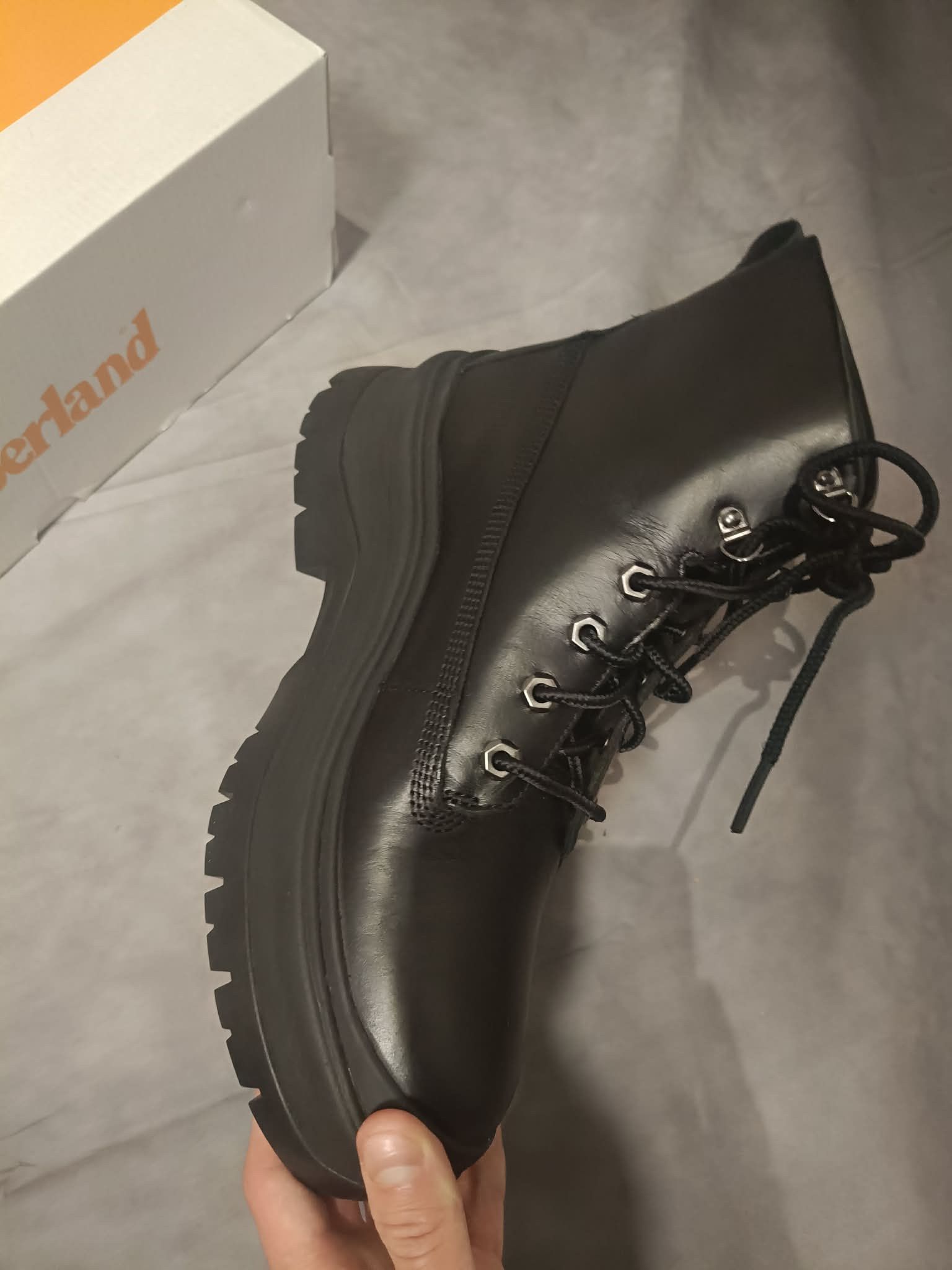 Timberland Timberland Roxie Lane Mid Lace Boot Black Full Grain 42eu Size US 11 / IT 41 - 11 Thumbnail